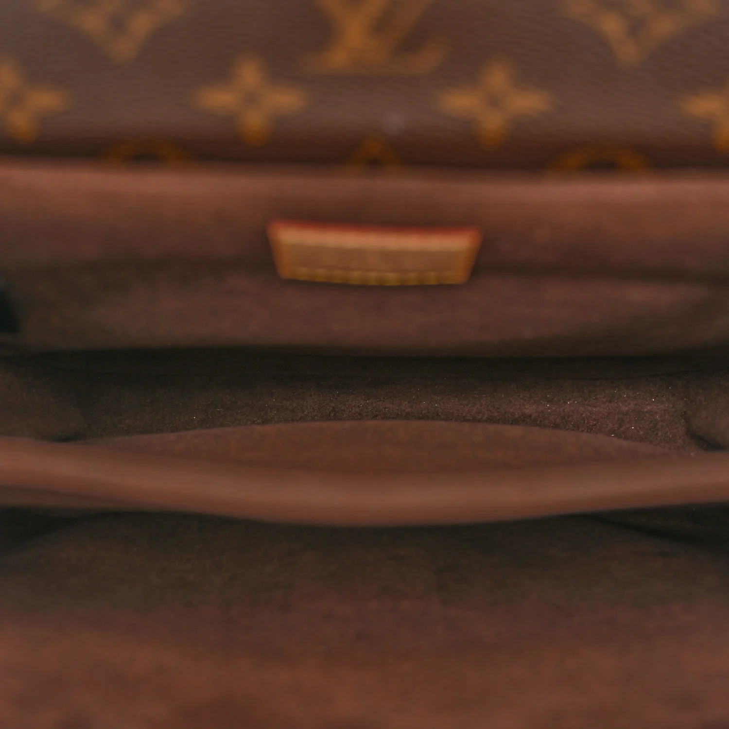 Monogram Pochette Metis