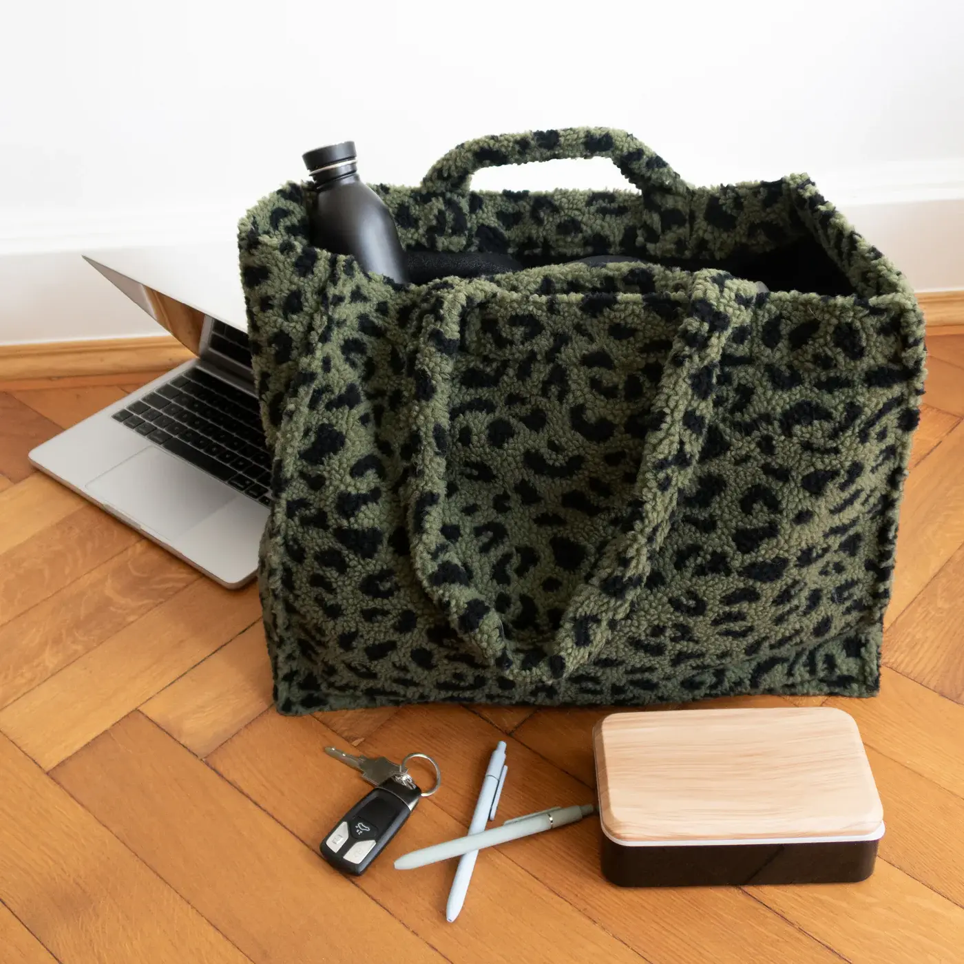 softshopper teddy leo olive