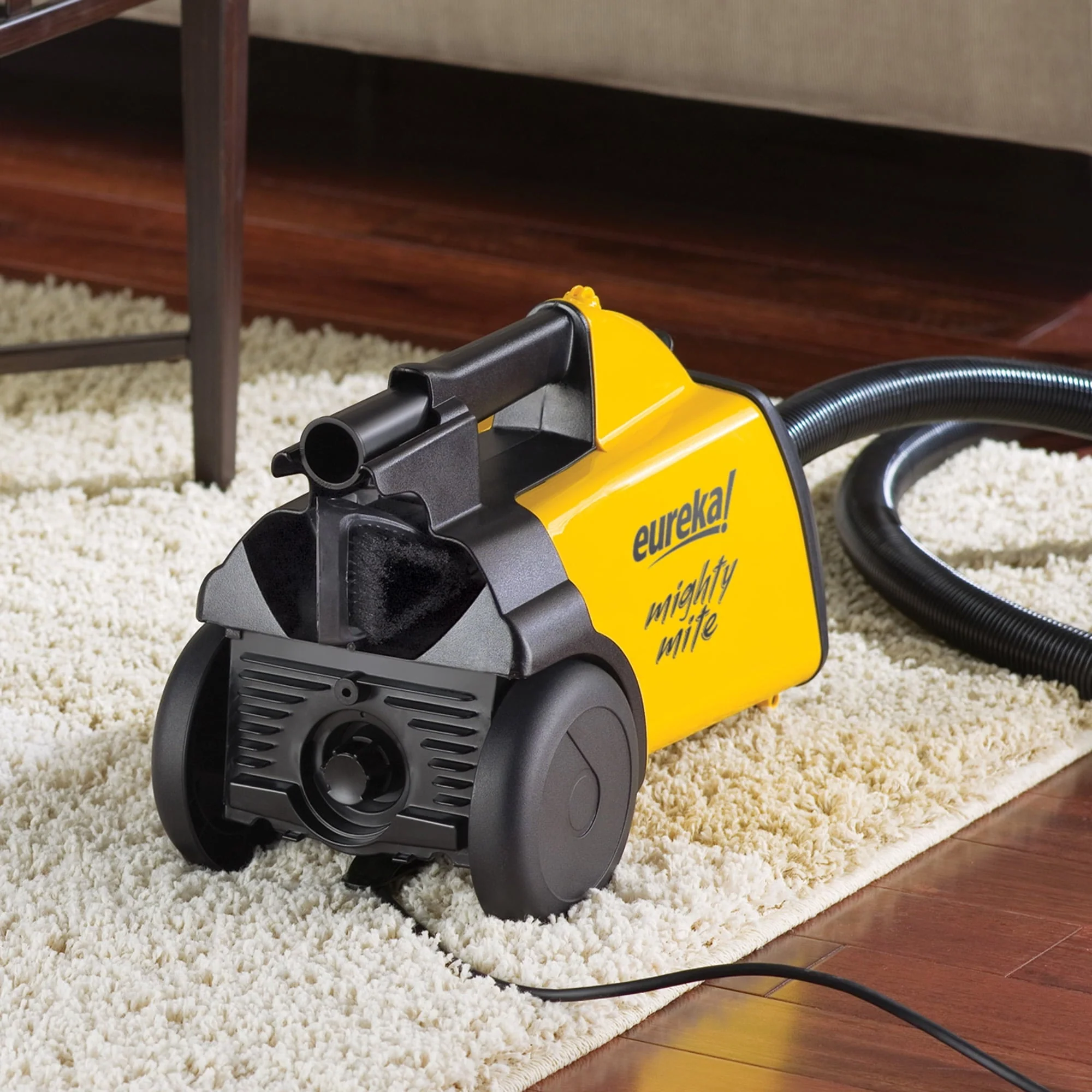 Mighty Mite Bagged Canister Vacuum, 3670G - Image 2