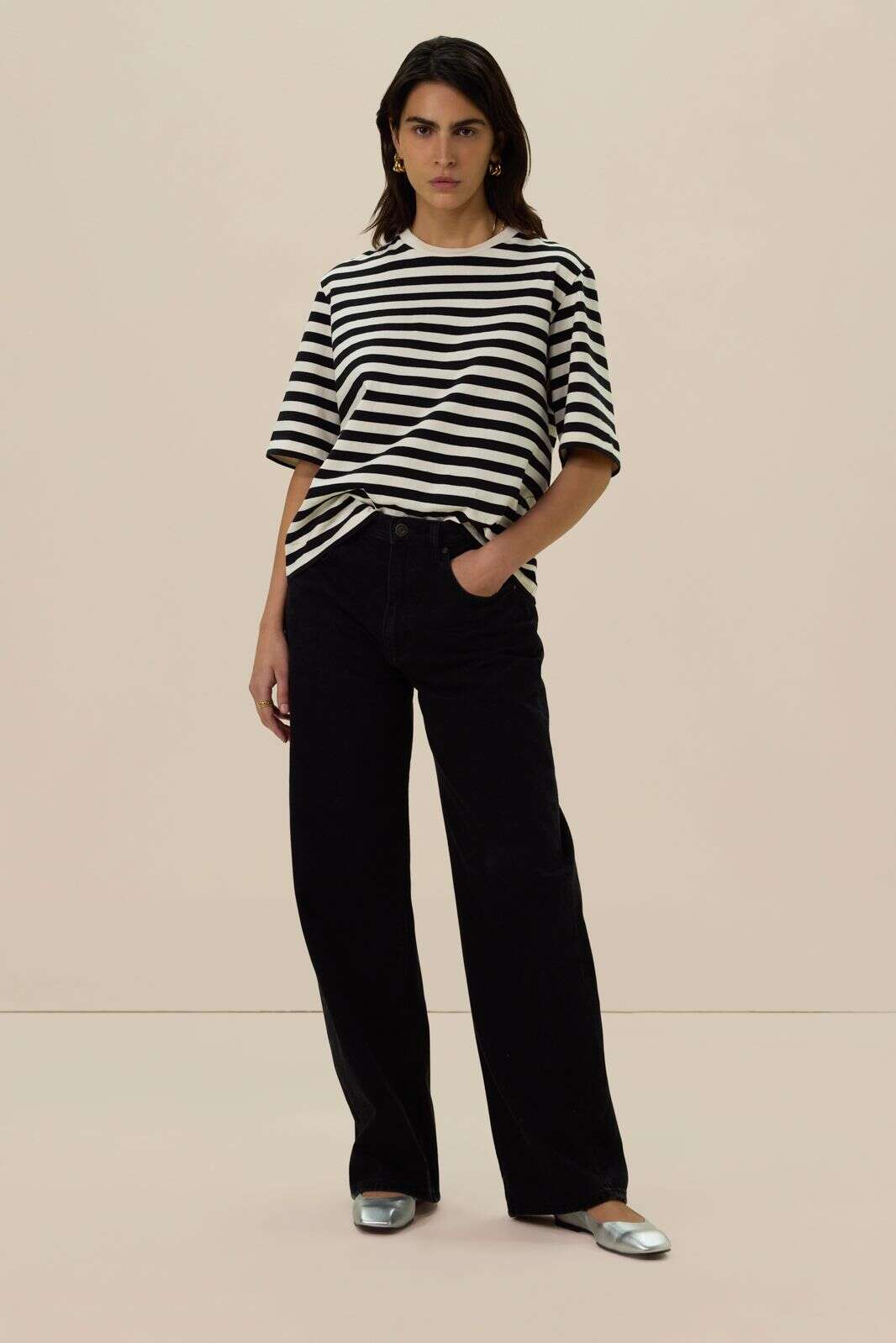 Wit met zwart gestreept T-shirt