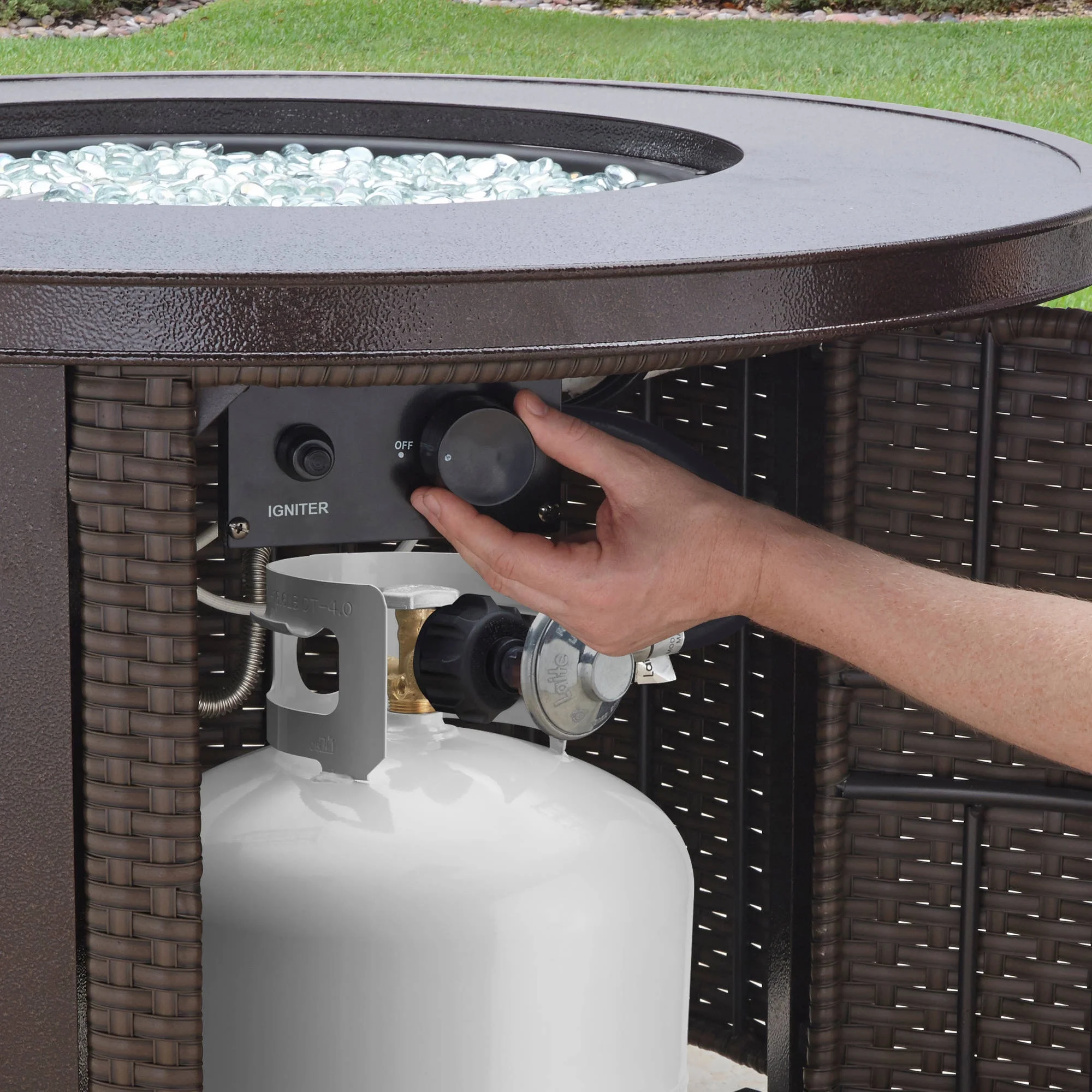 Colebrooke 37" Round 50,000 BTU Propane Gas Fire Pit Table with Glass Beads, Metal Lid and Protective Cover - Image 8