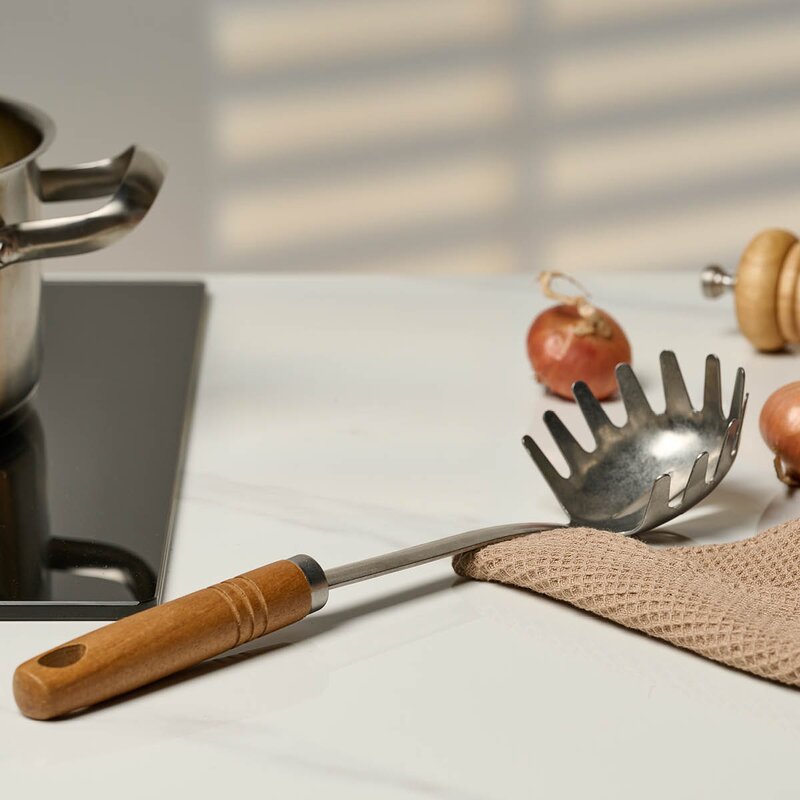 Signerat spagettiøse 32,5 cm akasie