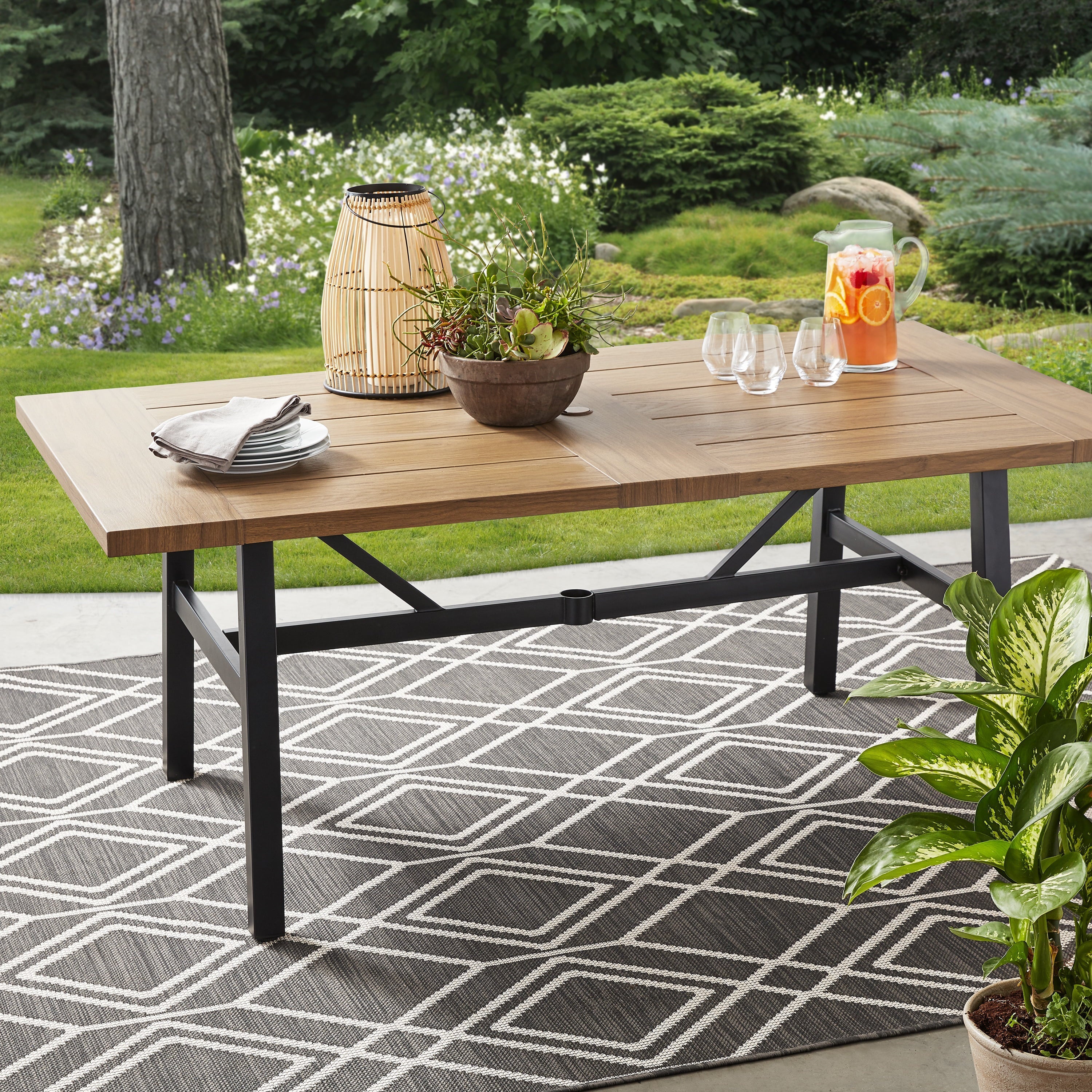 Better Homes & Gardens Kennedy Pointe Rectangular Outdoor Dining Table, 70 x 39