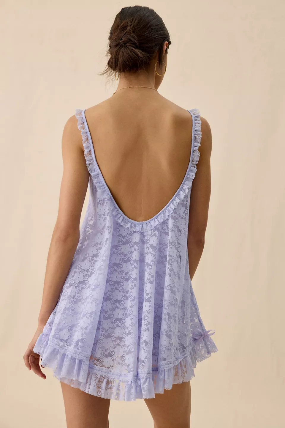 UO Primrose Lace Babydoll Romper - Mulberry