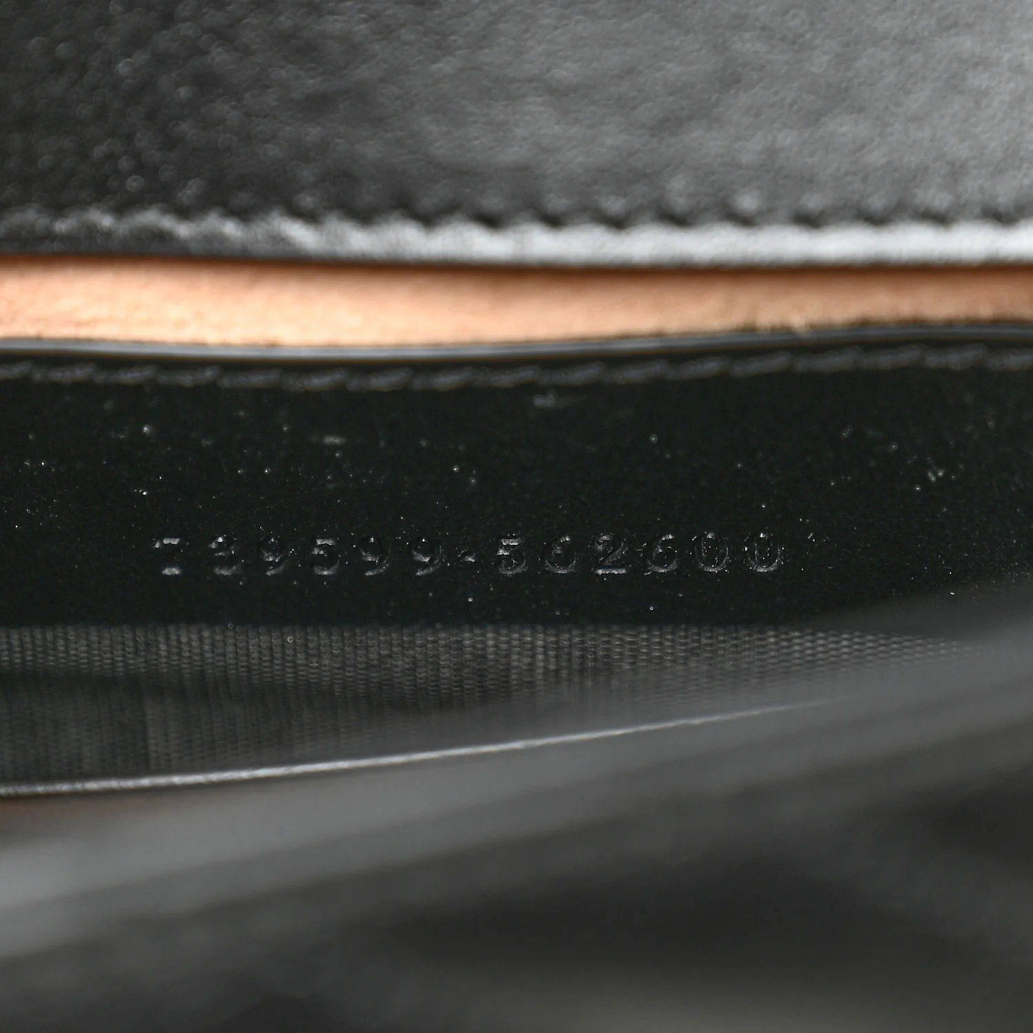 Calfskin Matelasse Monochrome GG Marmont Chain Mini Belt Bag Black