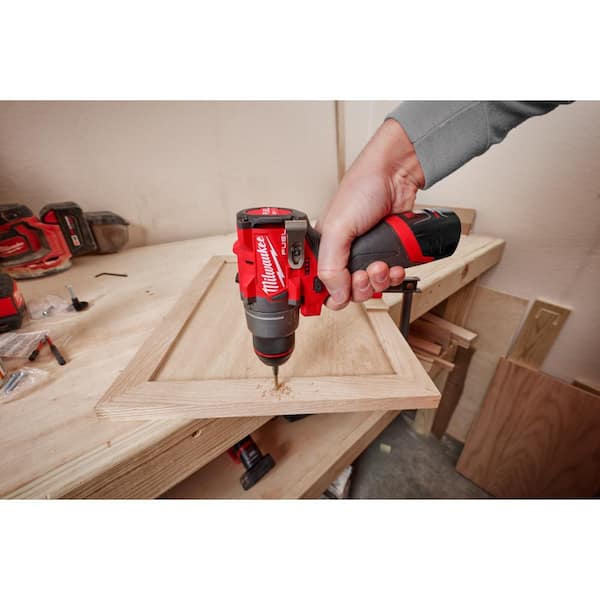 M12 FUEL 12 Volt Li Ion Brushless Cordless Hammer Drill/Impact Driver/Impact Wrench/Ratchet Combo Kit (5 Tool) Image 10