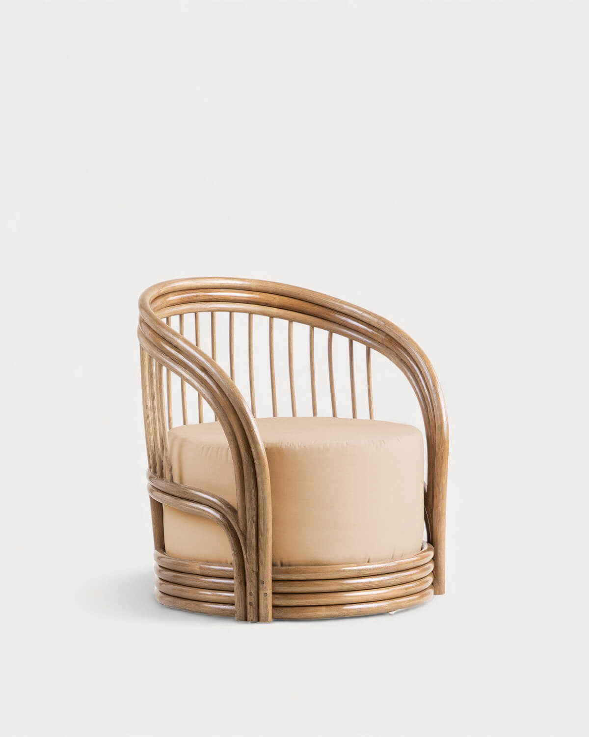 Kairi - Sillón de Ratán Natural y Tela Kairi