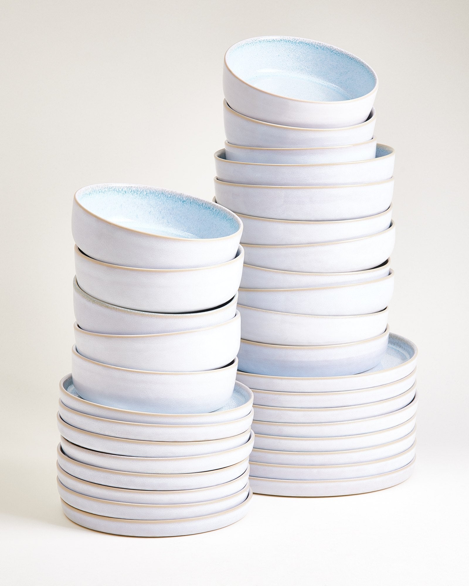 CORDOAMA - TABLEWARE SET MODERN AZURE 32 PIECES