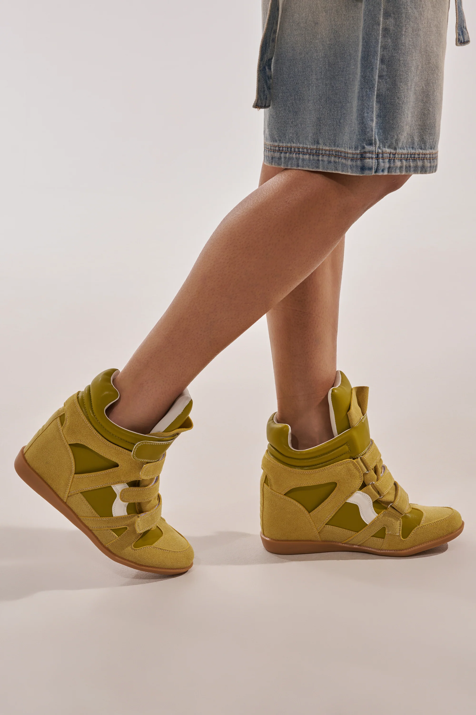 AZALEA WANG BRYANT OLIVE WEDGE SNEAKER - Akira Store