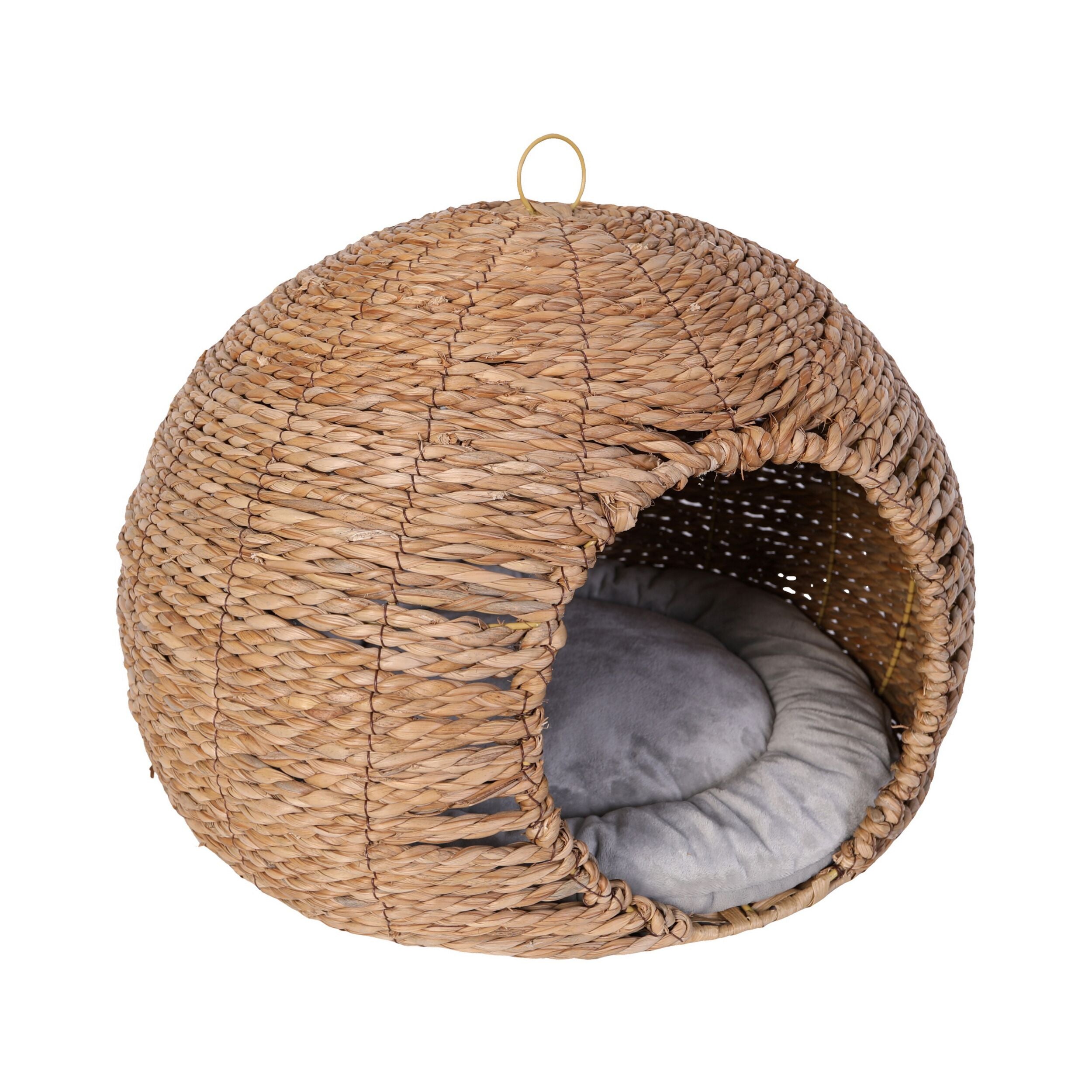Retreat Woven Pet House