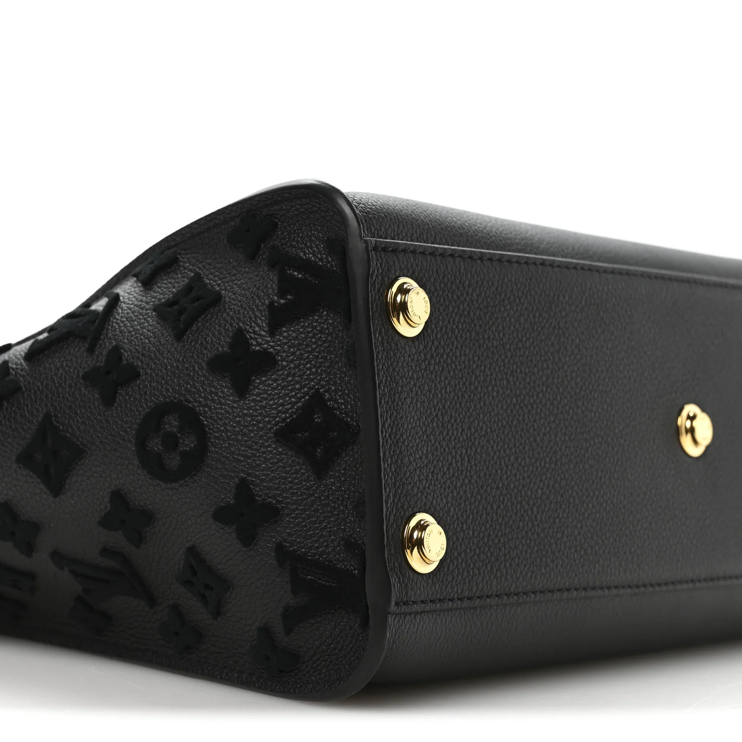 Calfskin Monogram Tufting On My Side Black