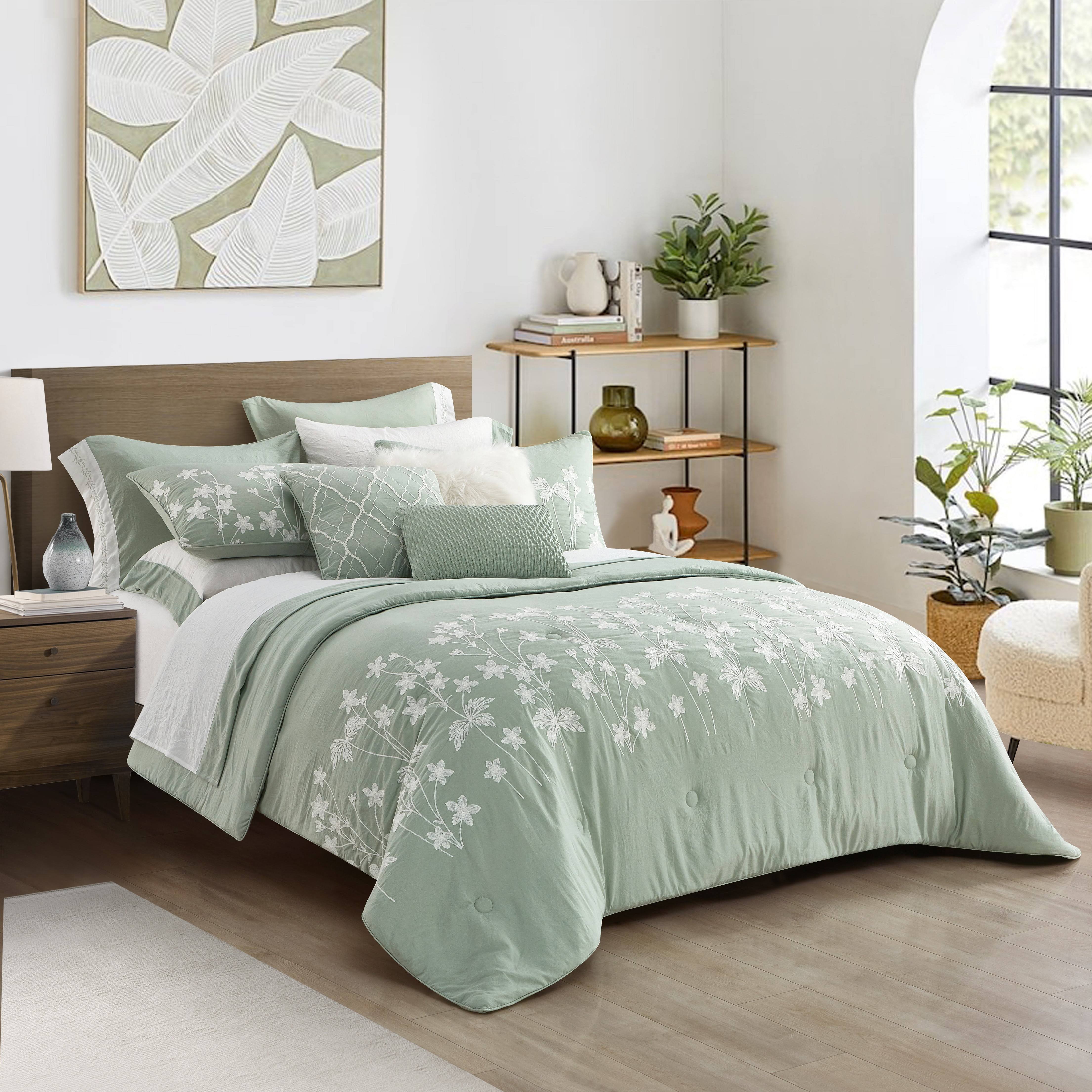 Better Homes & Gardens Celine 12 Piece Bed in A Bag Bedding Set, King, Sage
