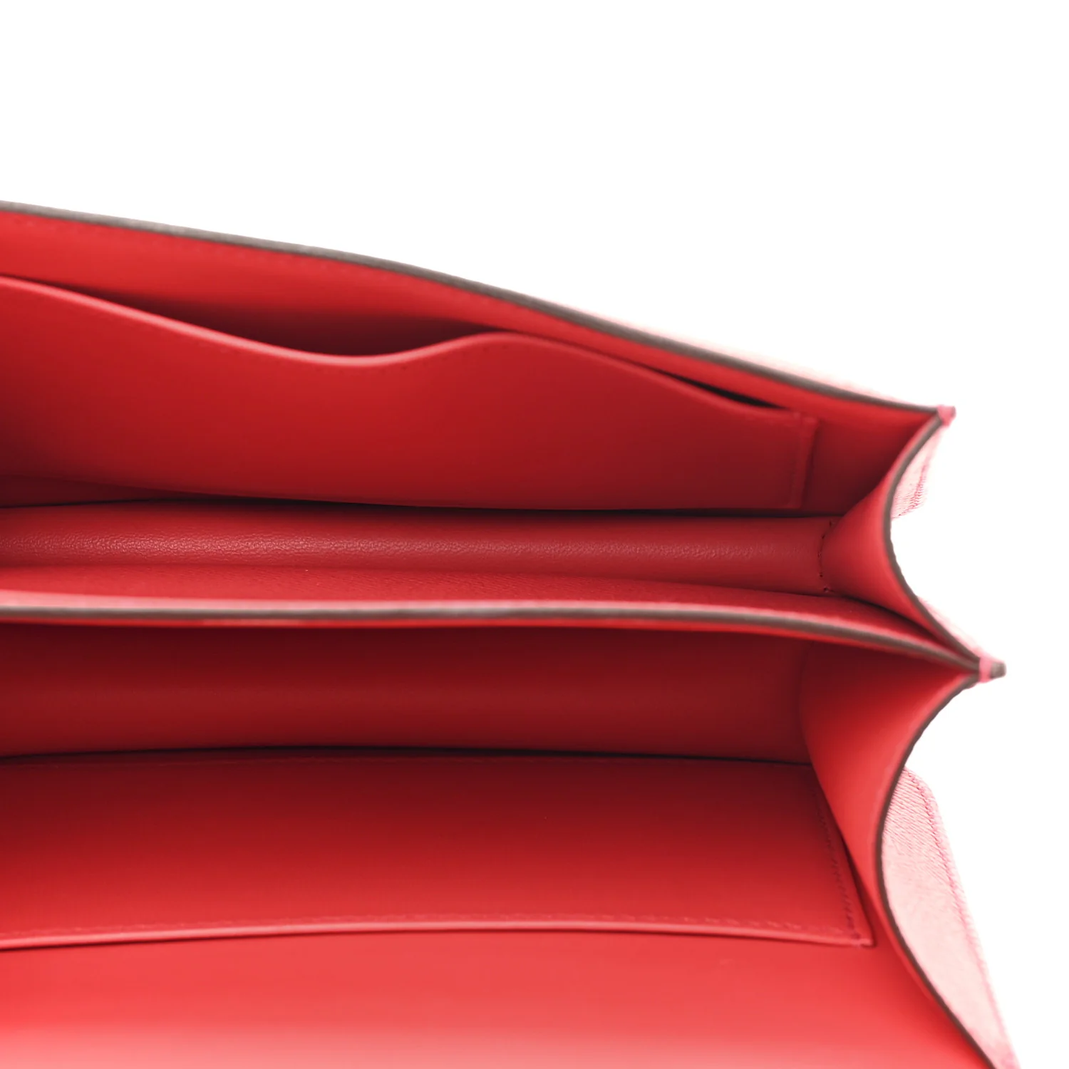 Epsom Constance 18 Rouge de Coeur