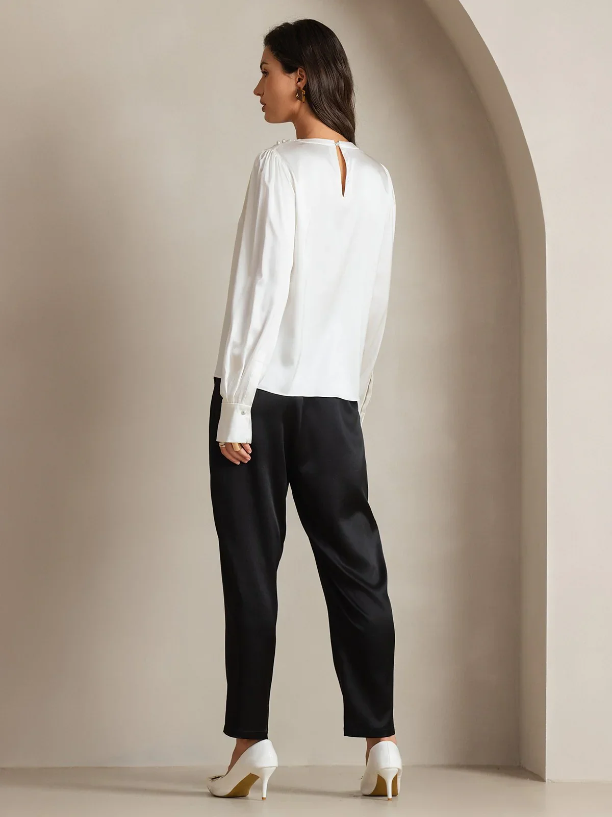 Clearance(US Warehouse) - 19Momme Silk Long Sleeve Boat Neck Blouse