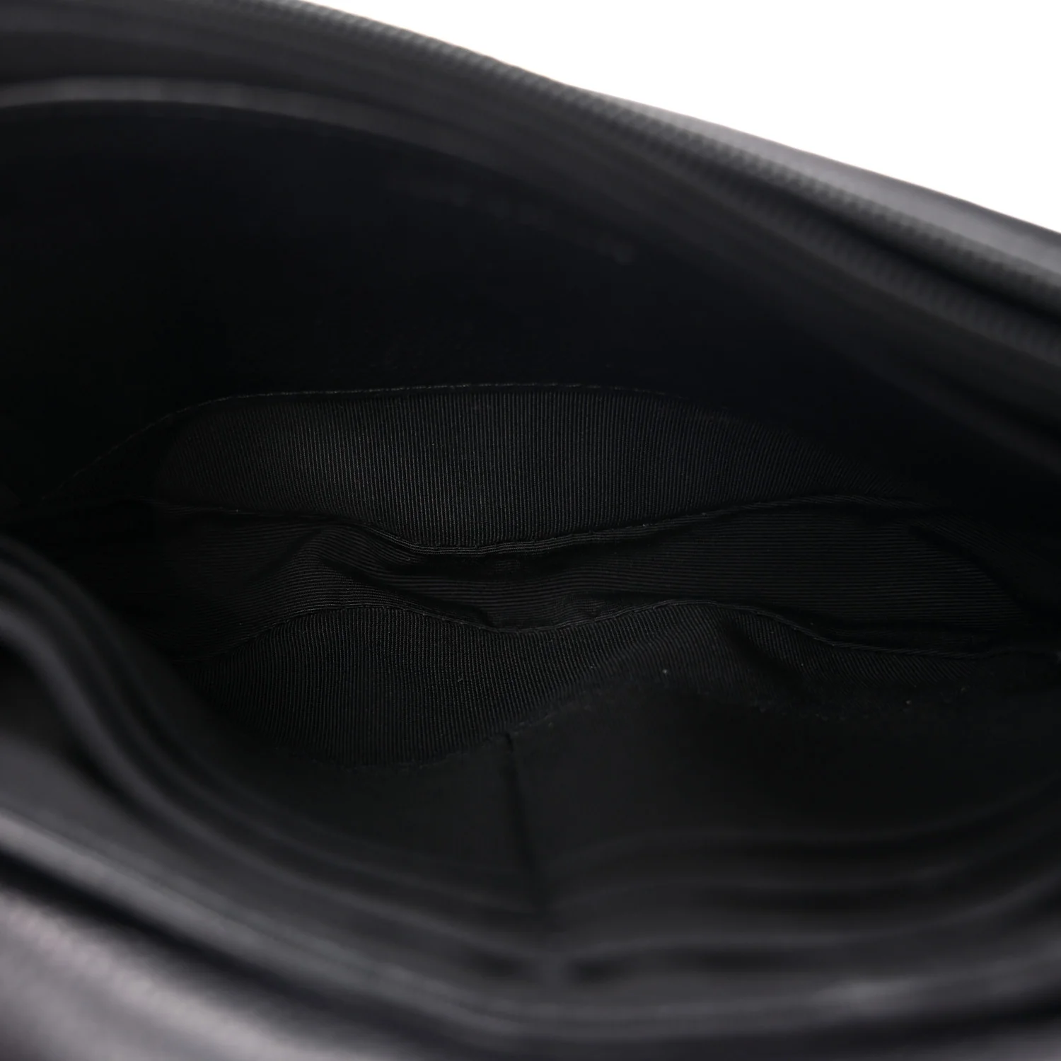 Lambskin Half Moon Wallet On Chain WOC Black