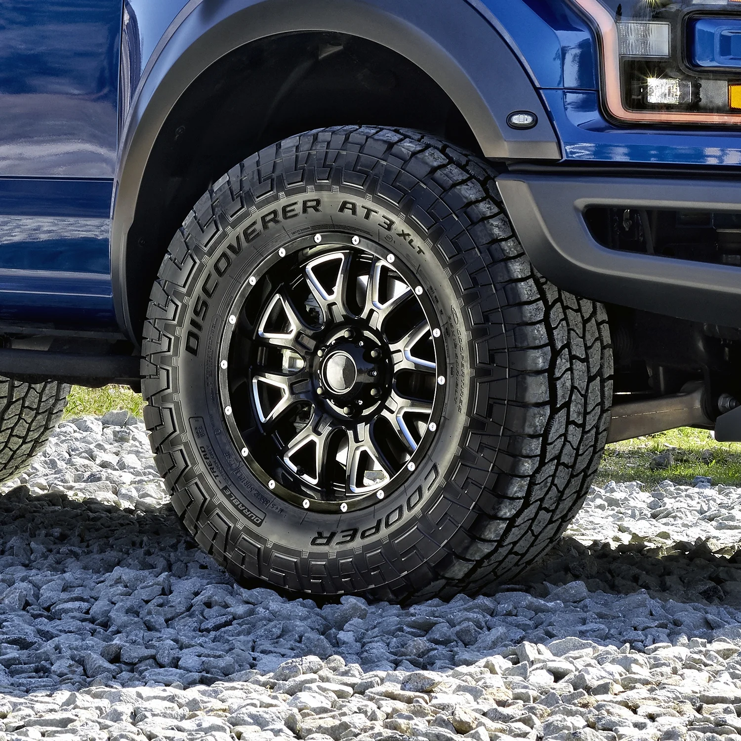 Pneus tout-terrain Cooper Discoverer AT3 XLT 285/70R17, indice de charge E, 10 plis, compatibles avec Ram 1500 Rebel et Jeep Wrangler Rubicon
