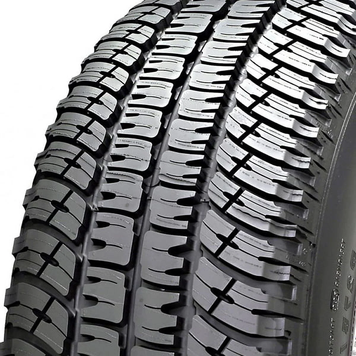 Michelin LTX A/T2 All - Season 275/55R20 113T Tire