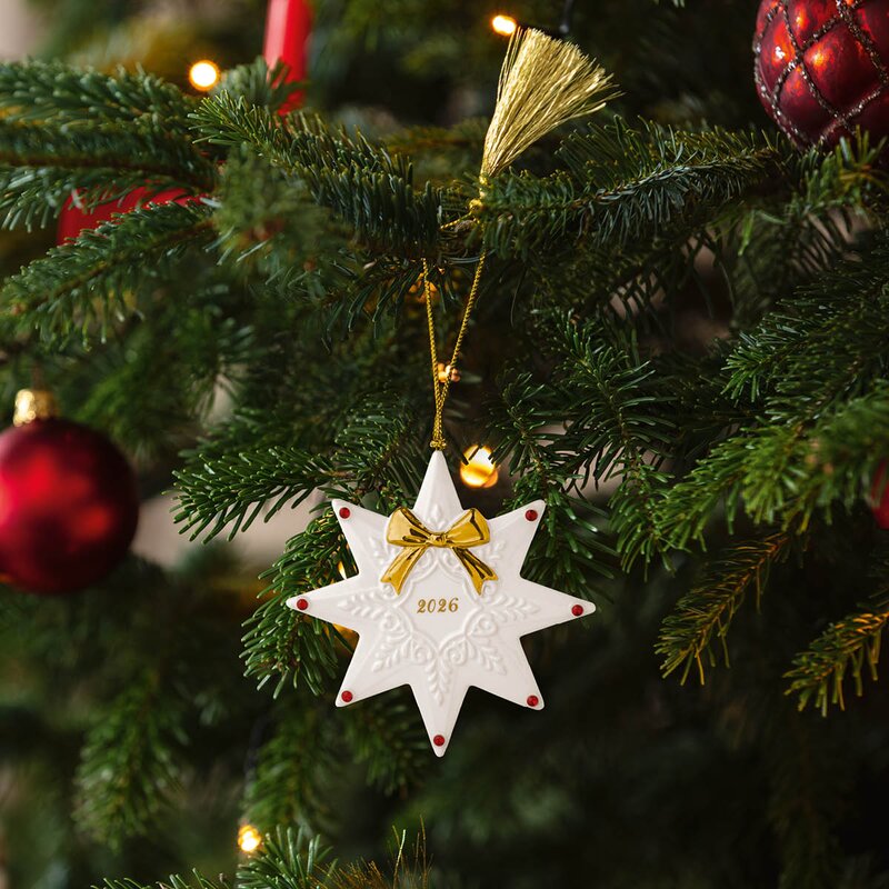 Christmas Classic ornament stjerne 2026 gull