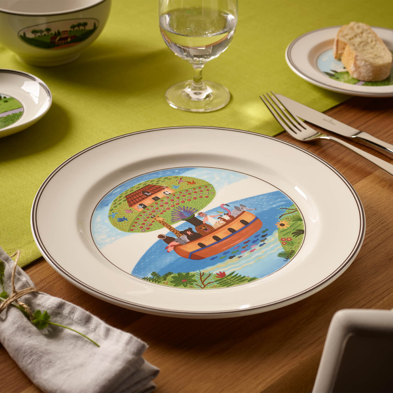 Design Naif Dinner plate - Multi-colored, 10.7'', Premium Porcelain