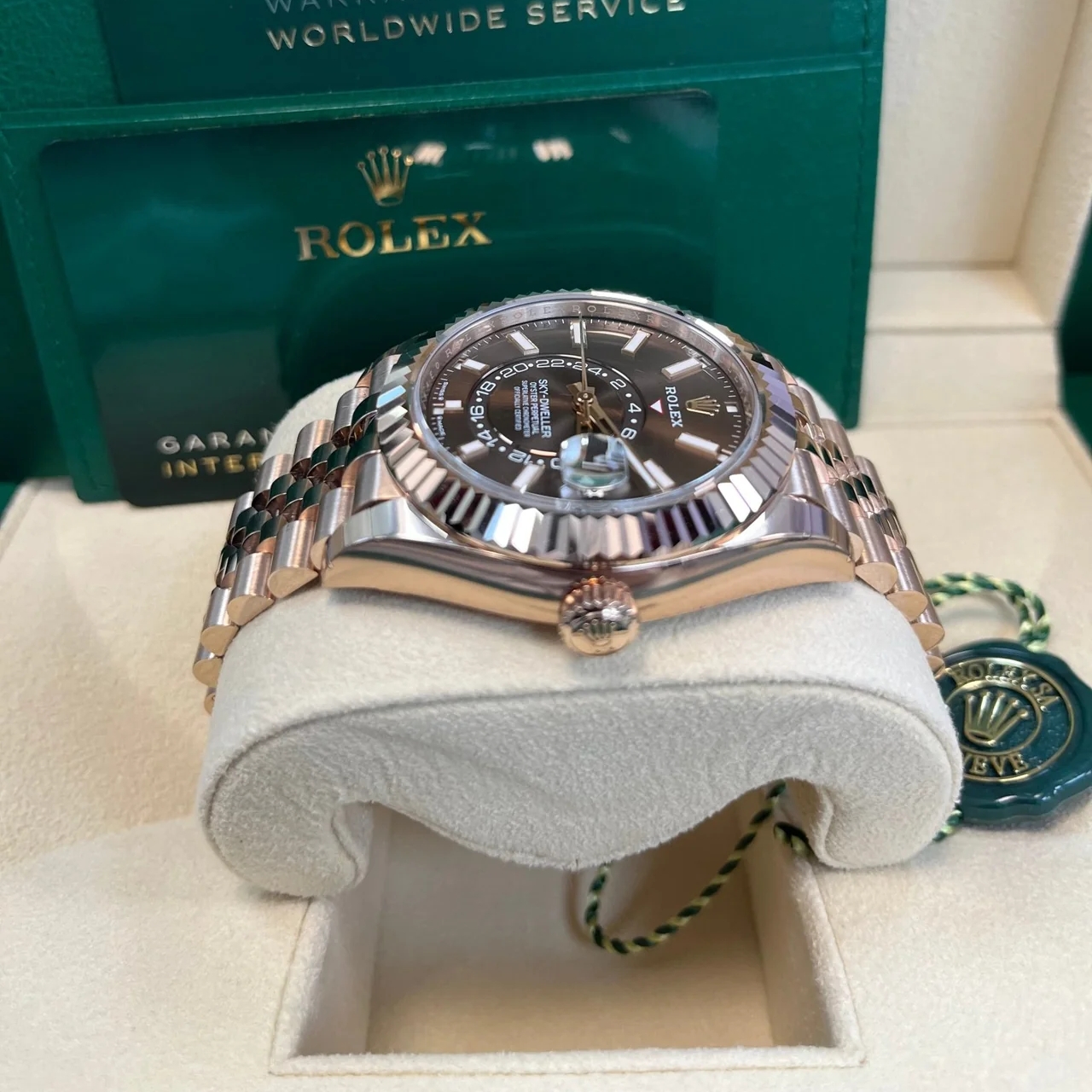 [Super Clone]RLX  Sky-Dweller 42mm Rose Gold Chocolate Dial Jubilee - 336935