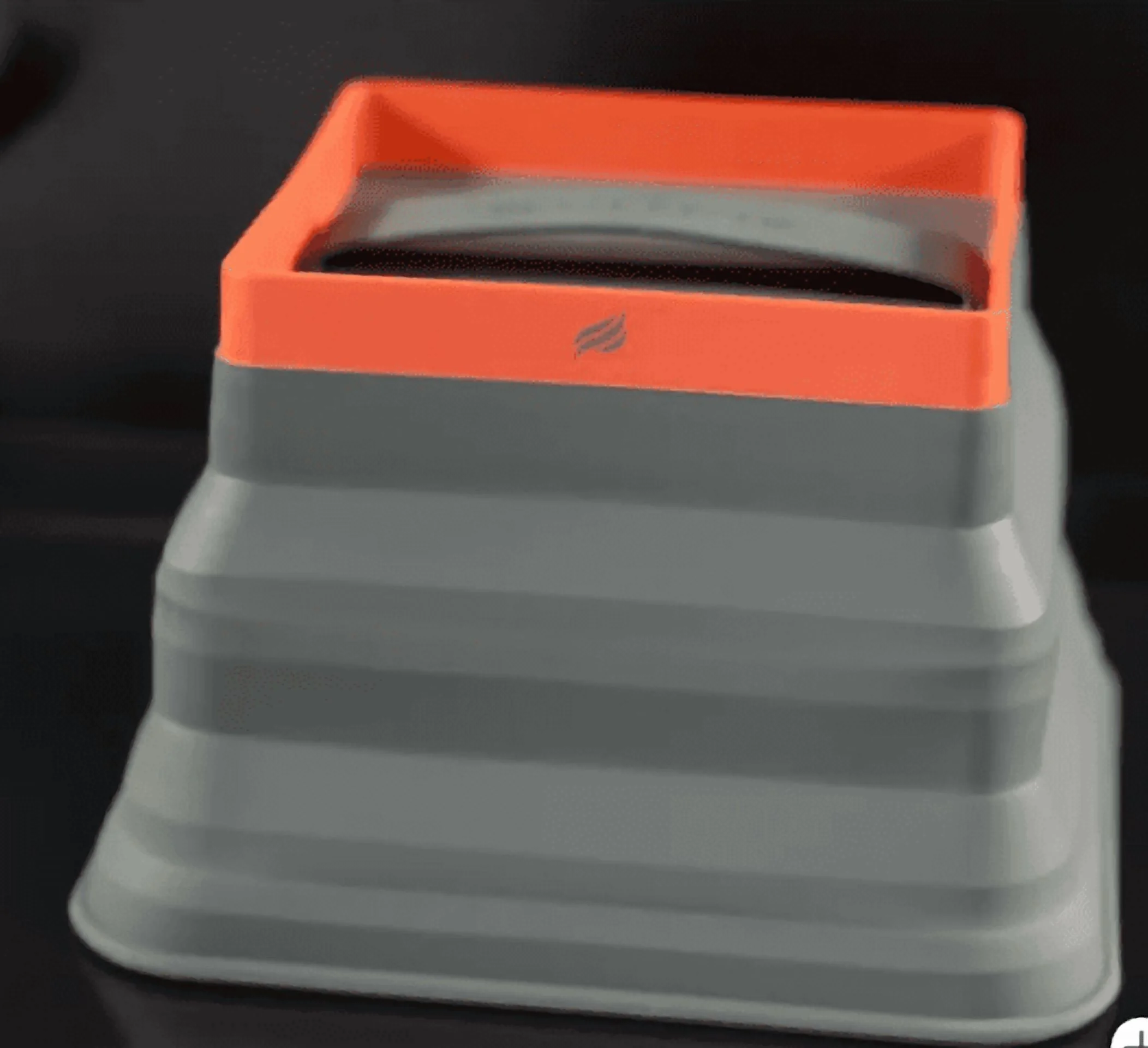 Blackstone 20x14in Camping Griddle Kit with Stand.adjustable Legs. Incudes: Carry Bag, 2 Spatulas and a Collapsible Basting Dome