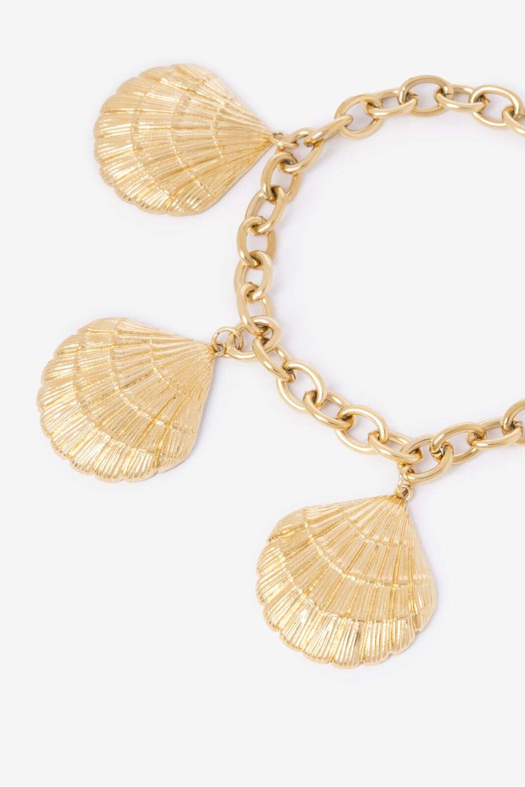 Gold plated armband met schelpen