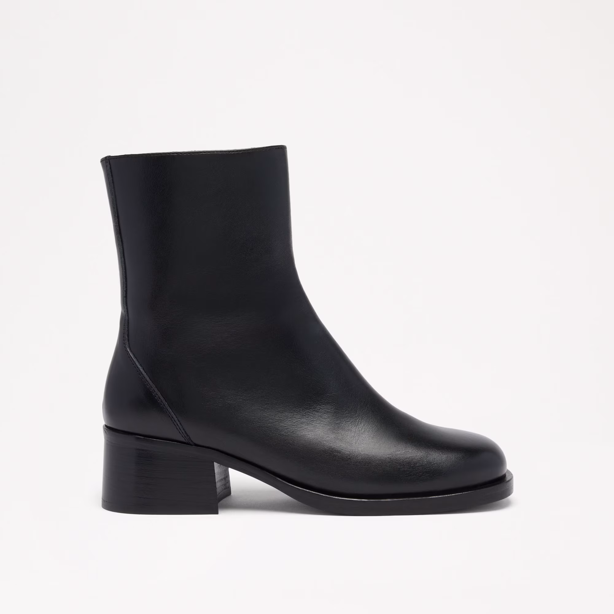 Bowland<br>Clean Block Heel Ankle Boot
