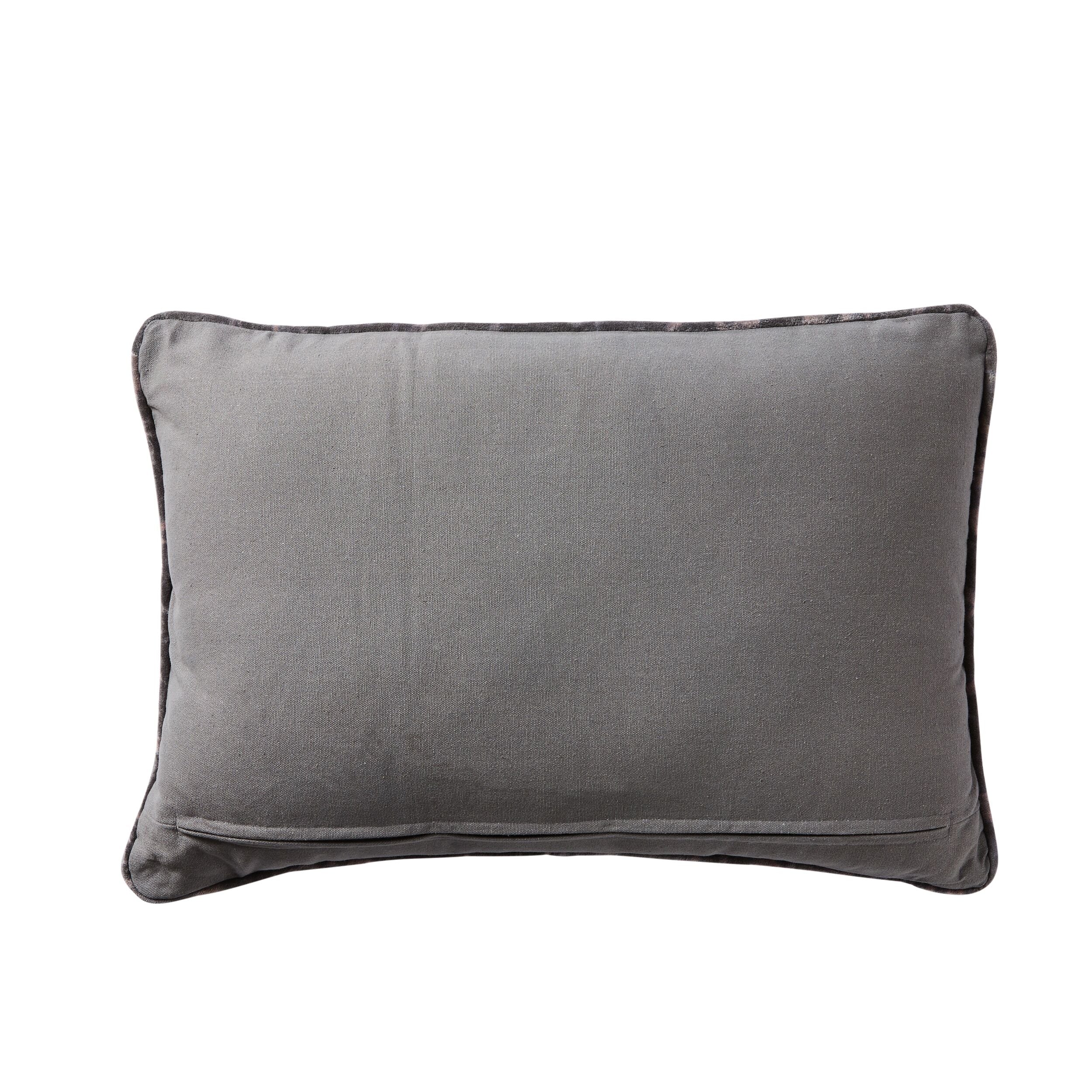 Stitch Vintage Floral Cushion 40x60cm