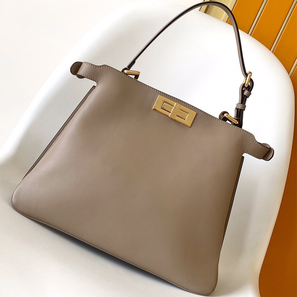 FENDI Peekaboo Soft Medium(HIGH-END GRADE)