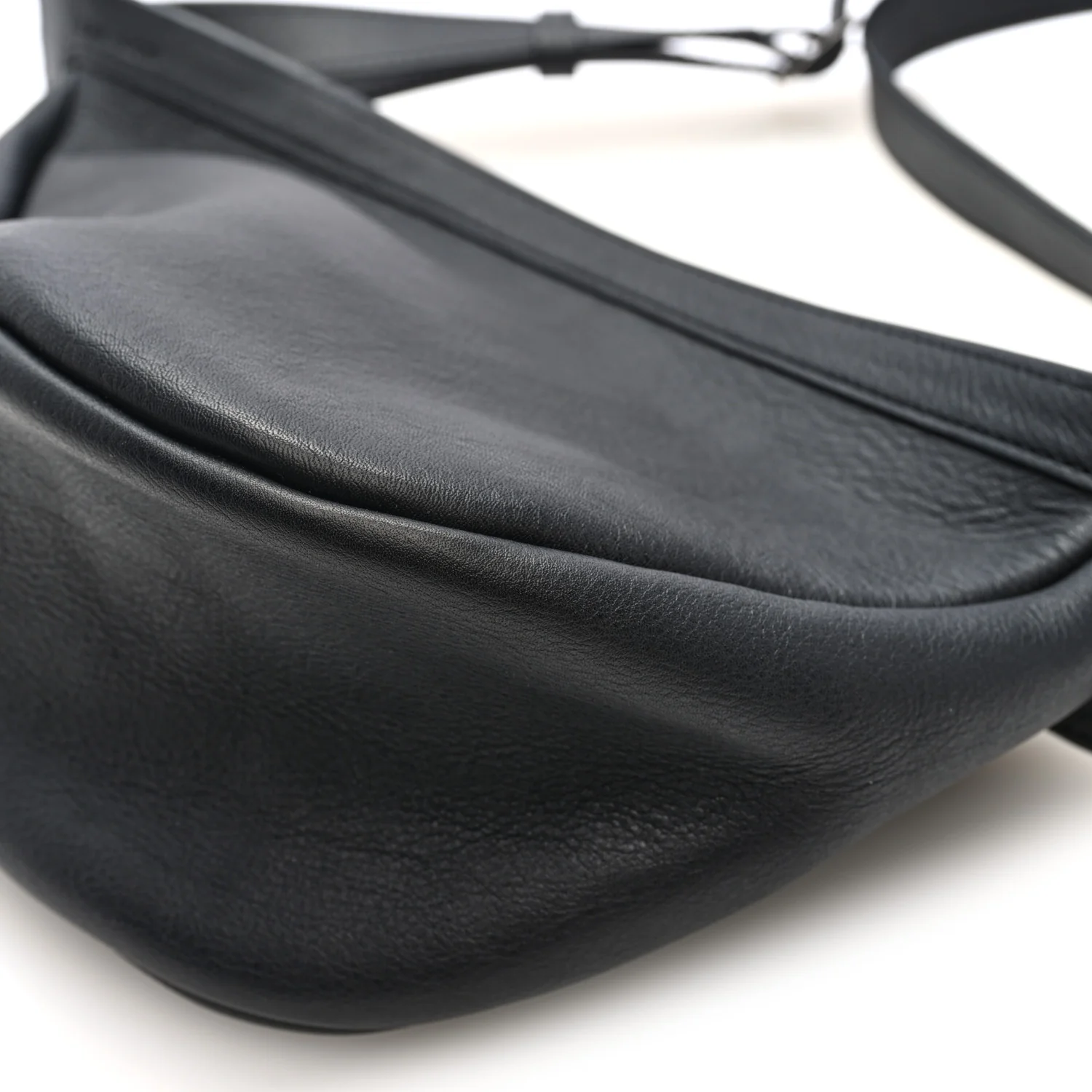 Grained Calfskin Small Slouchy Banana Bag Black