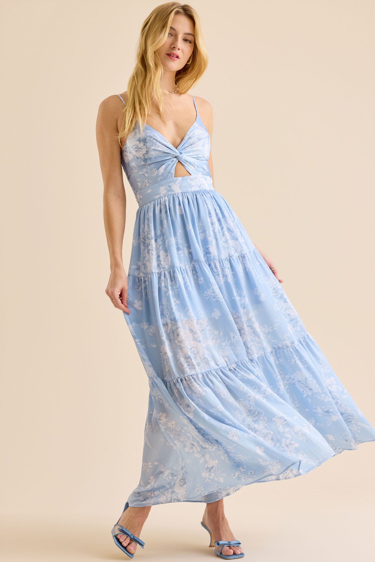 Kellsa Floral Maxi Dress