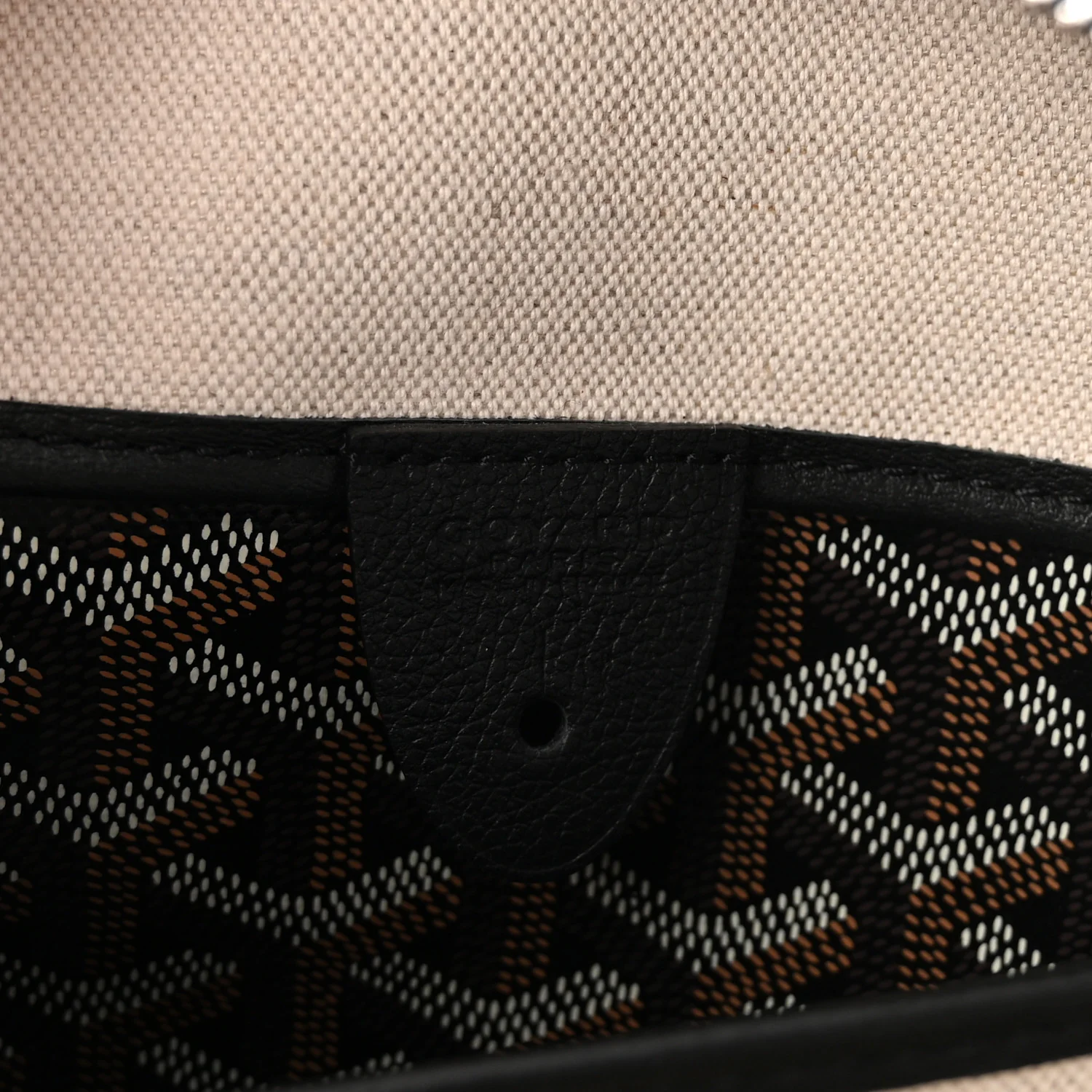 Goyardine Artois MM Black