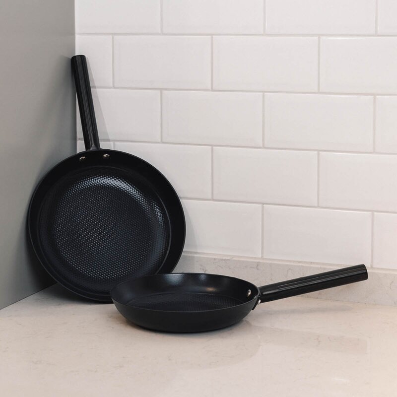 Aska DUO støpejernspanne sett 2 deler 24+28 cm svart