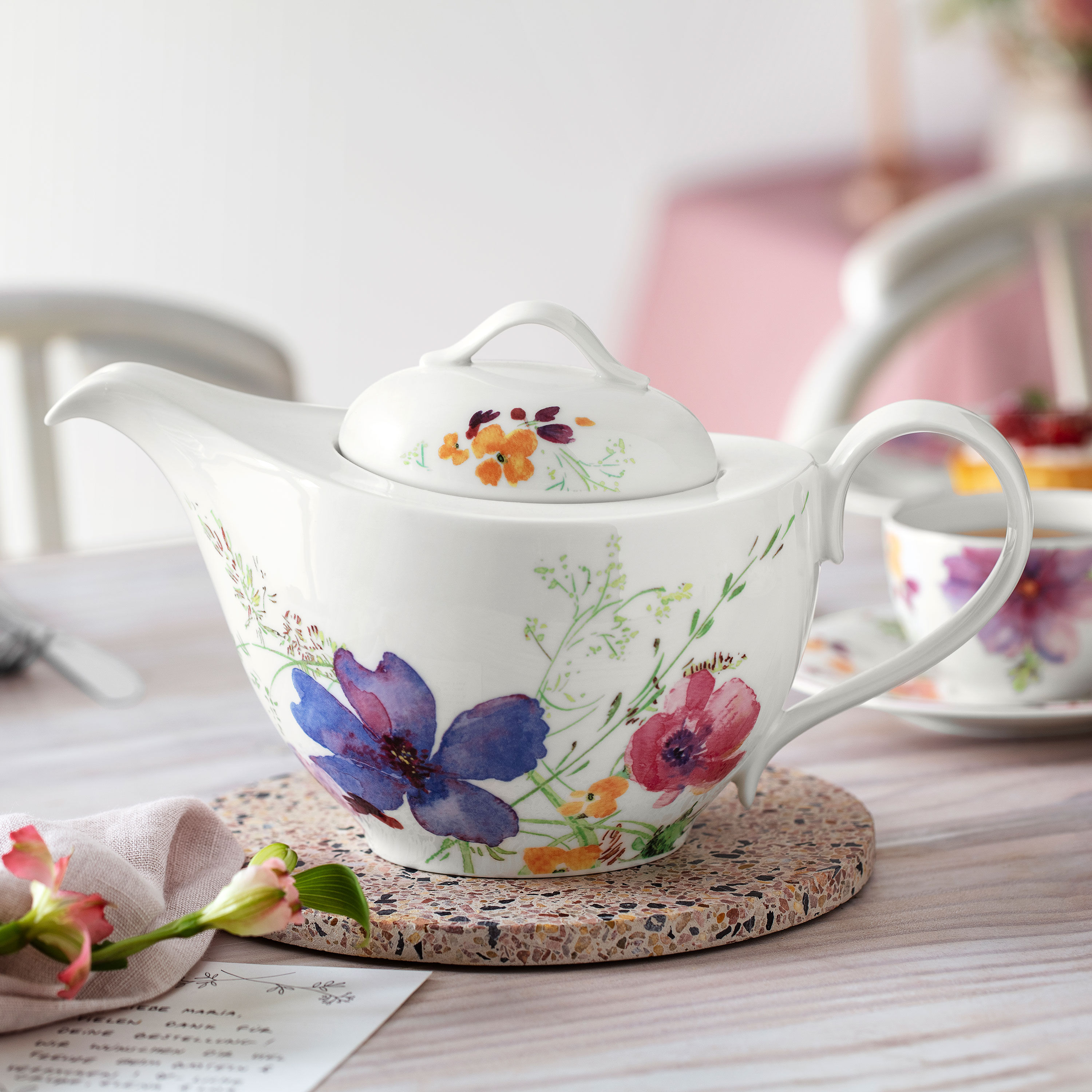 Mariefleur Teapot - Multi-colored, 33.9 oz, Premium Porcelain