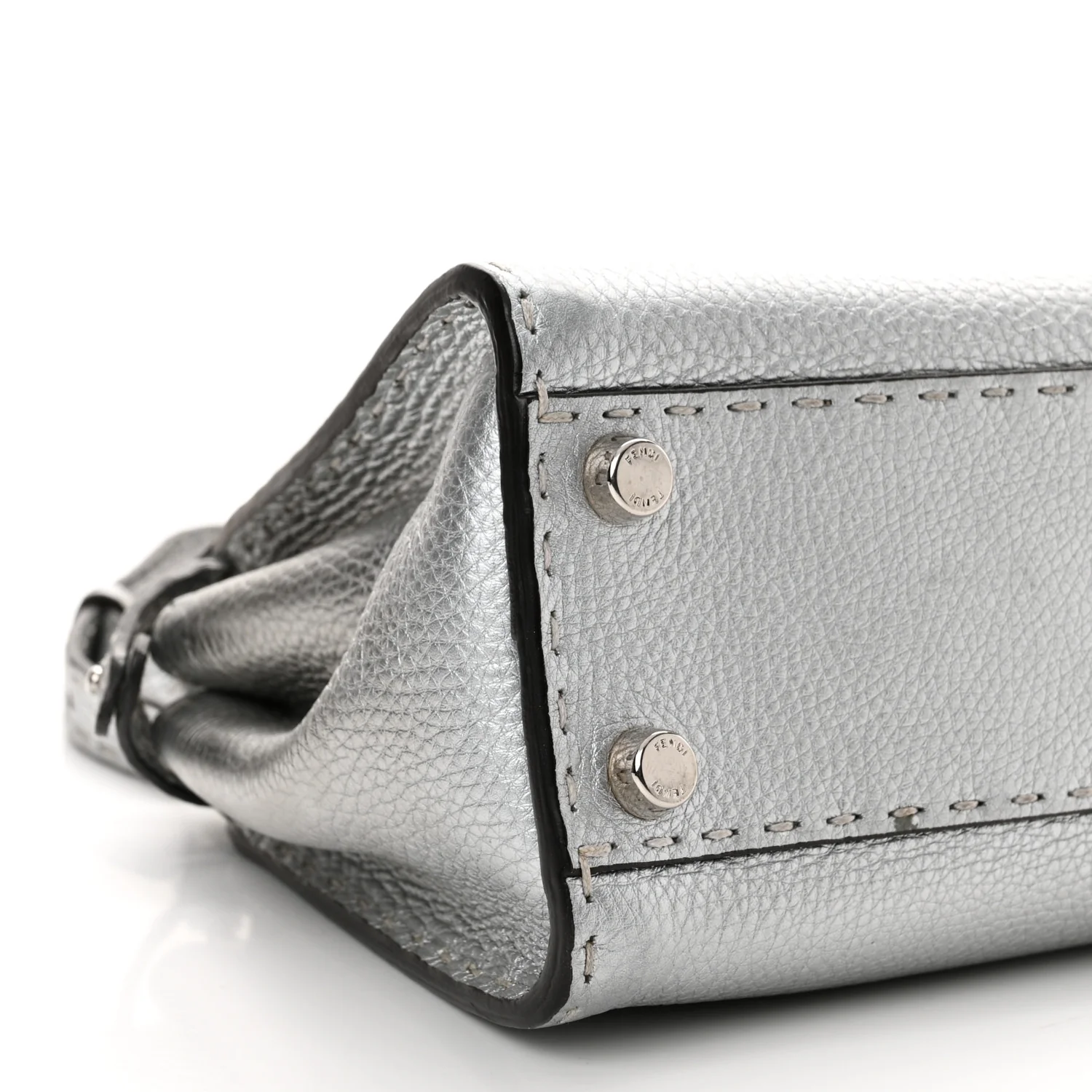 Cuoio Romano Lux Selleria Mini Peekaboo Iconic Satchel Argento