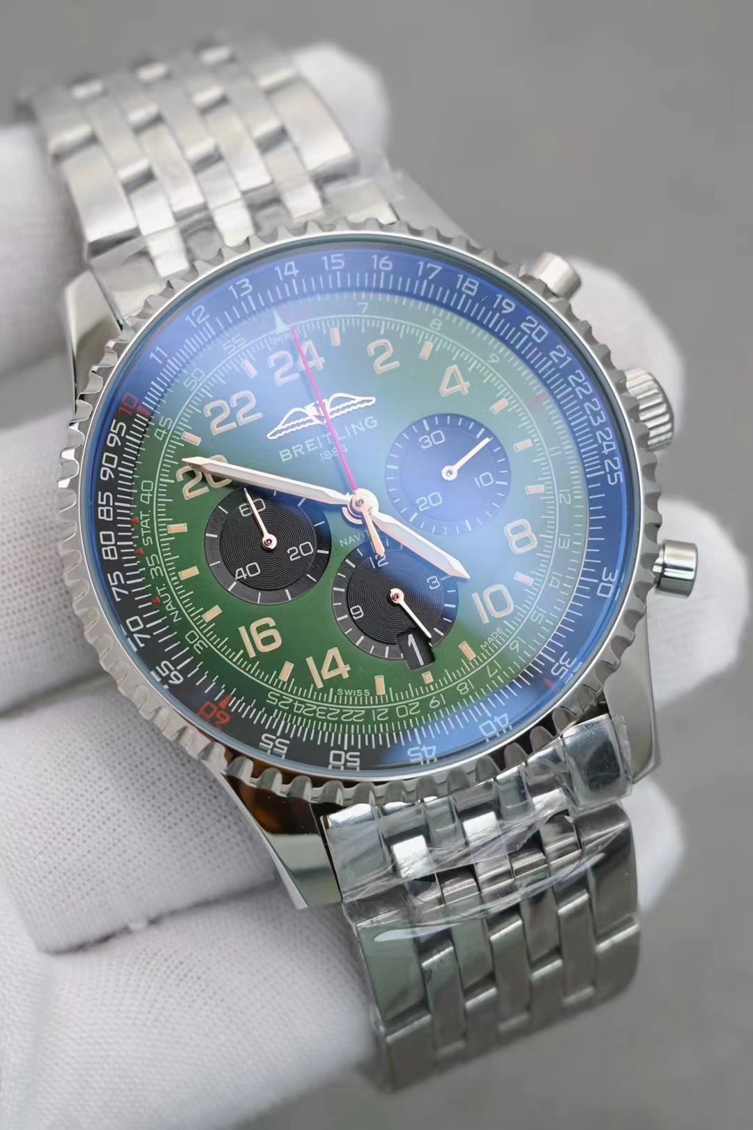 [Super Clone]Navitimer Cosmanaute 41mm Limited Edition Mens Watch Green