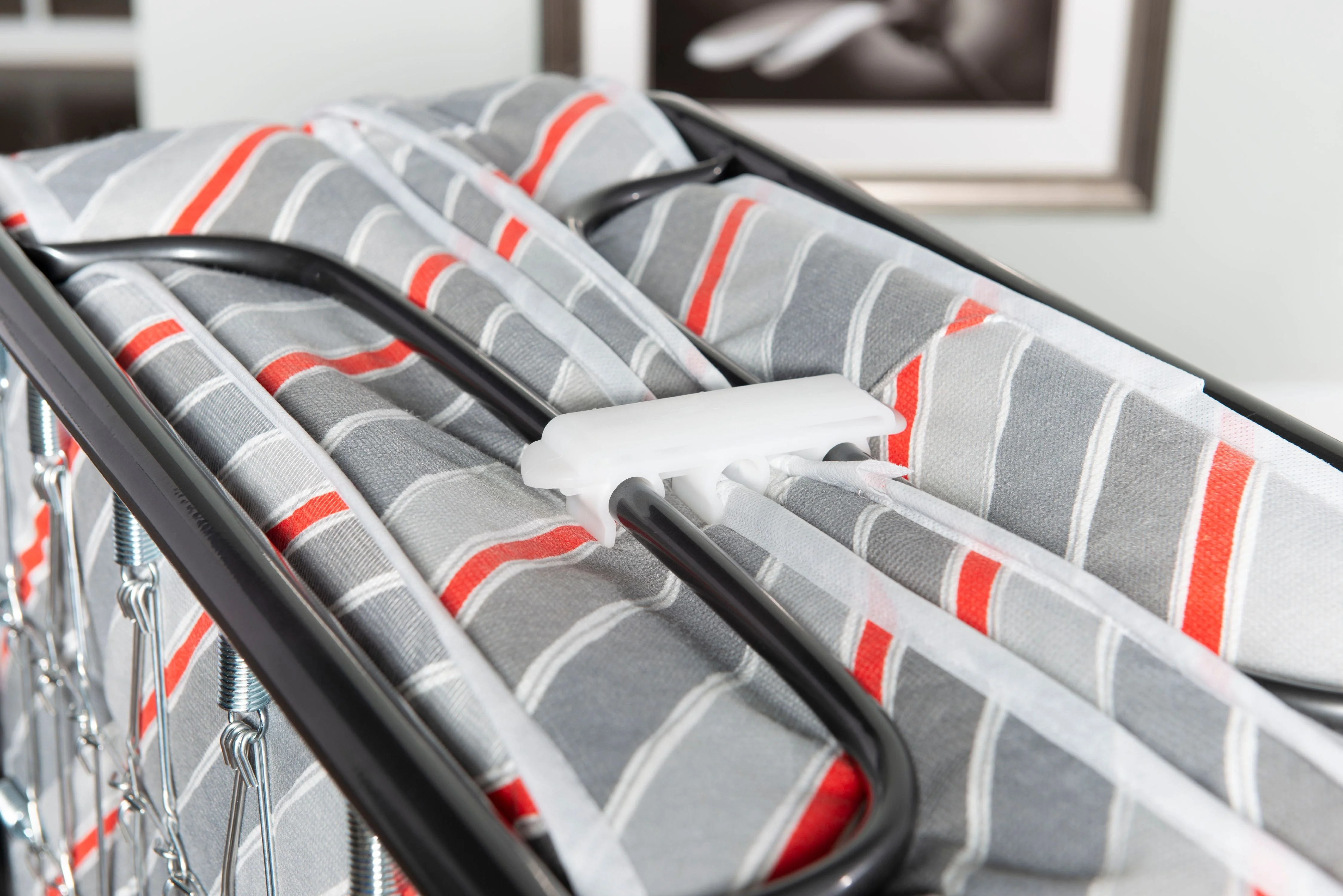 Linon Torino Folding Rollaway Guest Bed with 4" Innerspring Mattress, Cot(Multicolor) Image 10