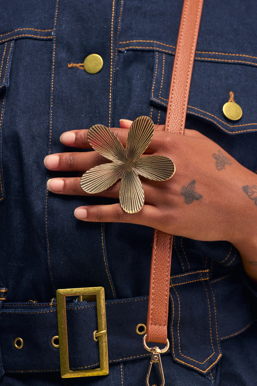 MAKING A STATEMENT RING - Akira Store