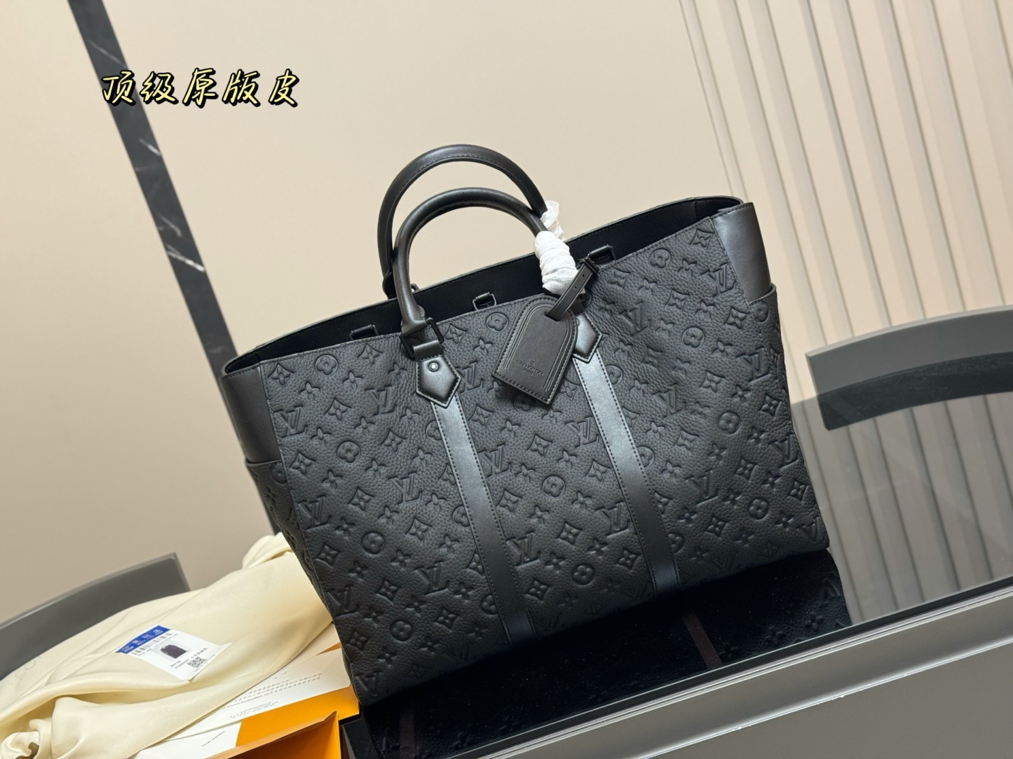 Louis new arrival sac plat tote bag size: 42 * 32cm