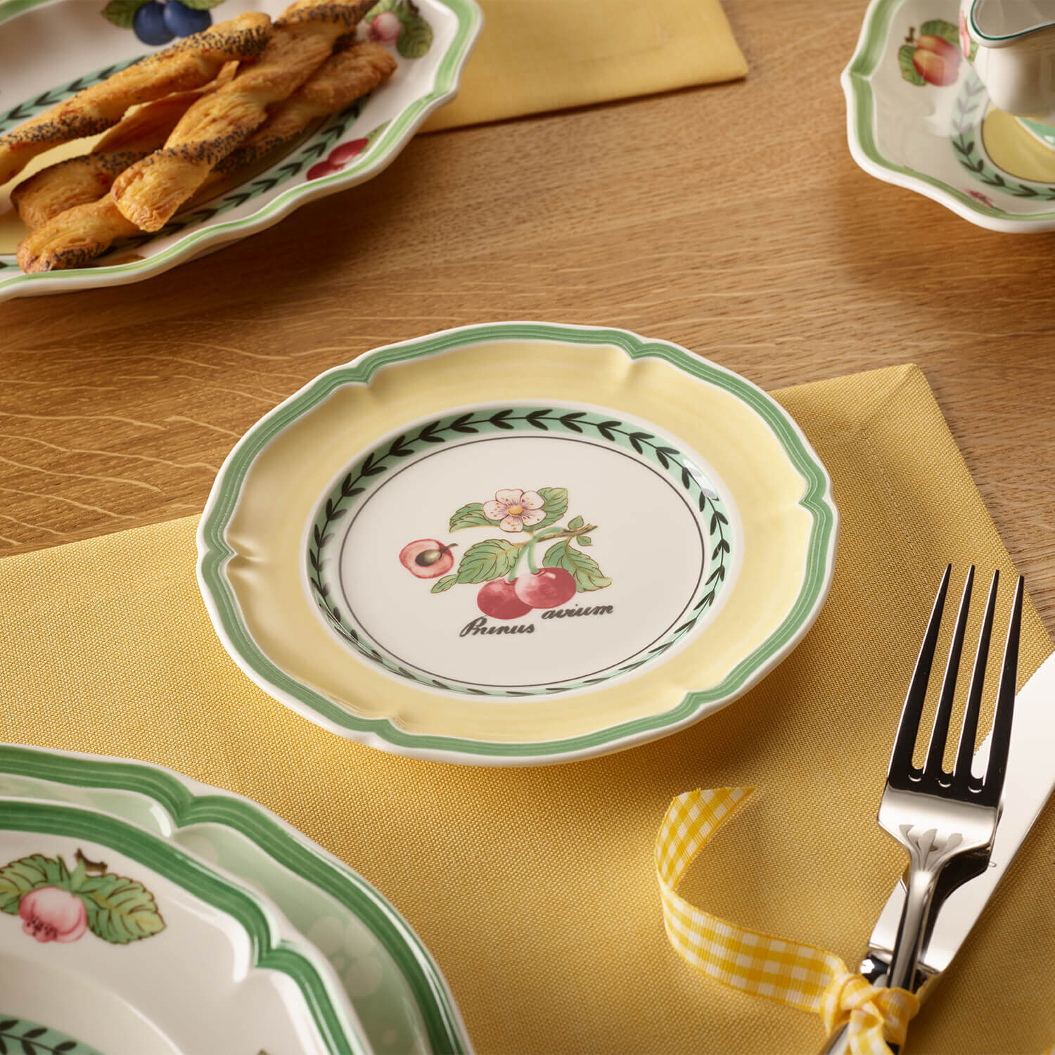 French Garden Appetizer/ Bread Plate - Multi-colored, 6.9'', Premium Porcelain