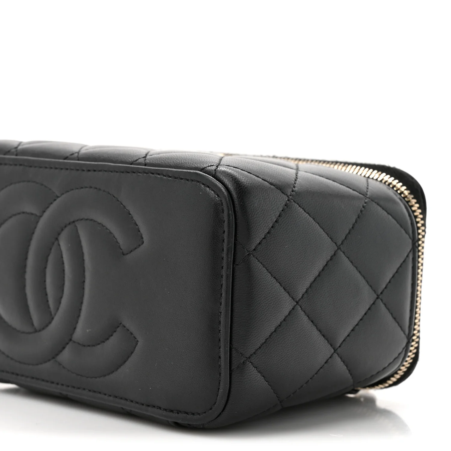 Lambskin Quilted Small Top Handle Vanity Case With Chain Black