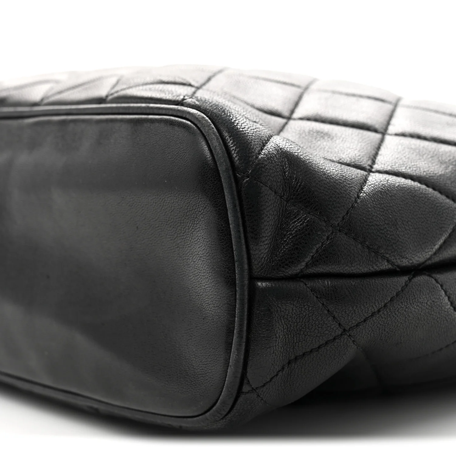Lambskin Quilted Shoulder Bag Black