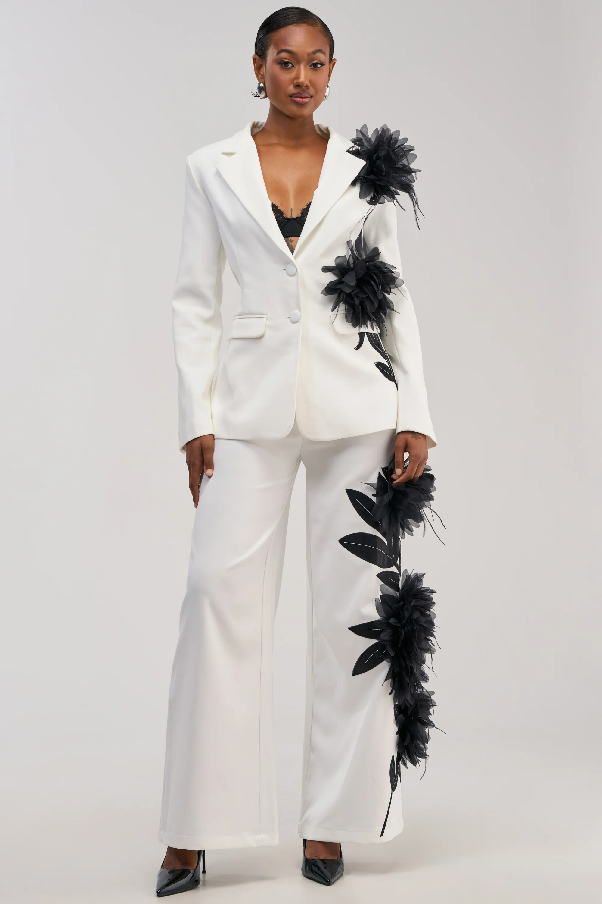 IN FULL BLOOM APPLIQUE TROUSER - Akira Store