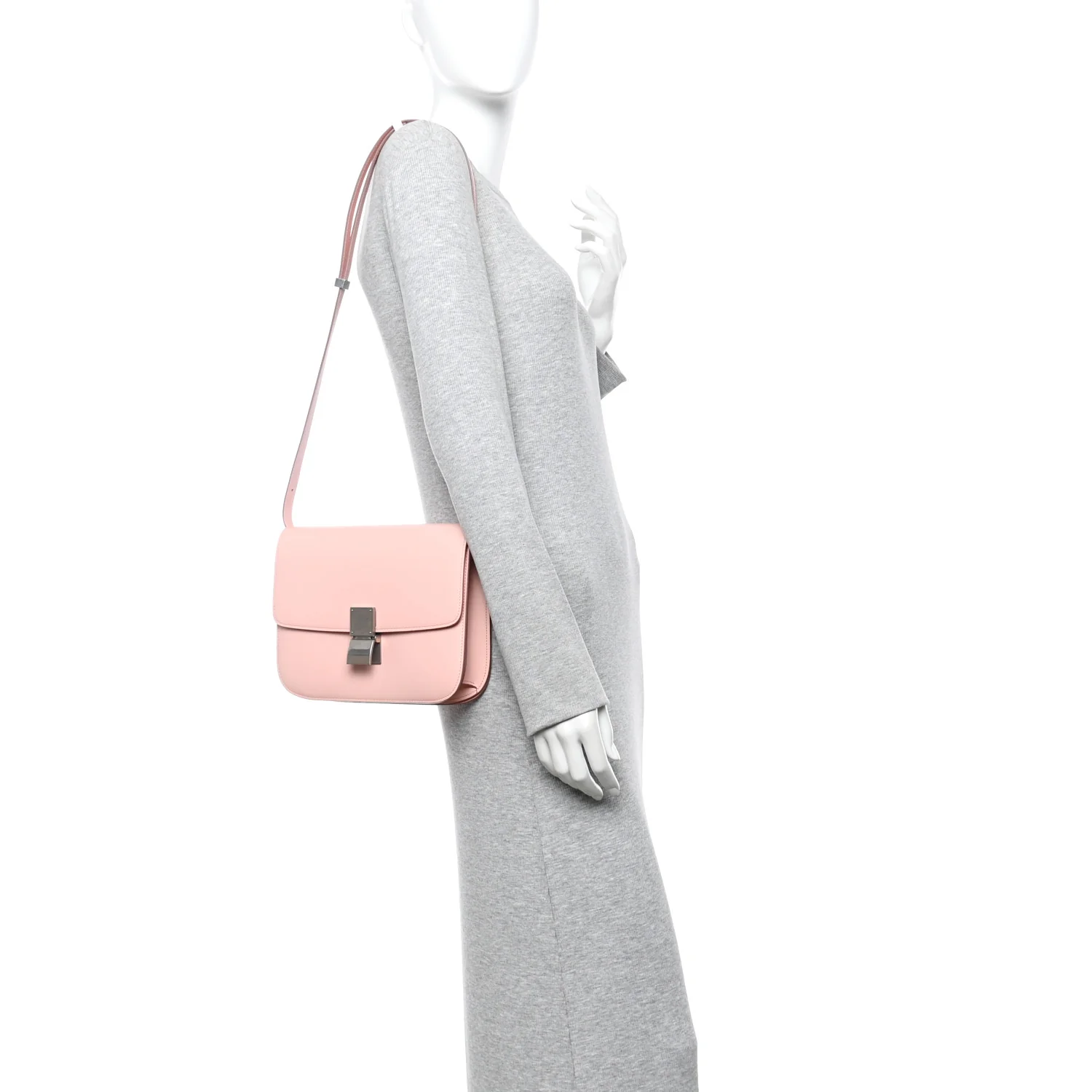 Smooth Calfskin Medium Classic Box Flap Bag Pink