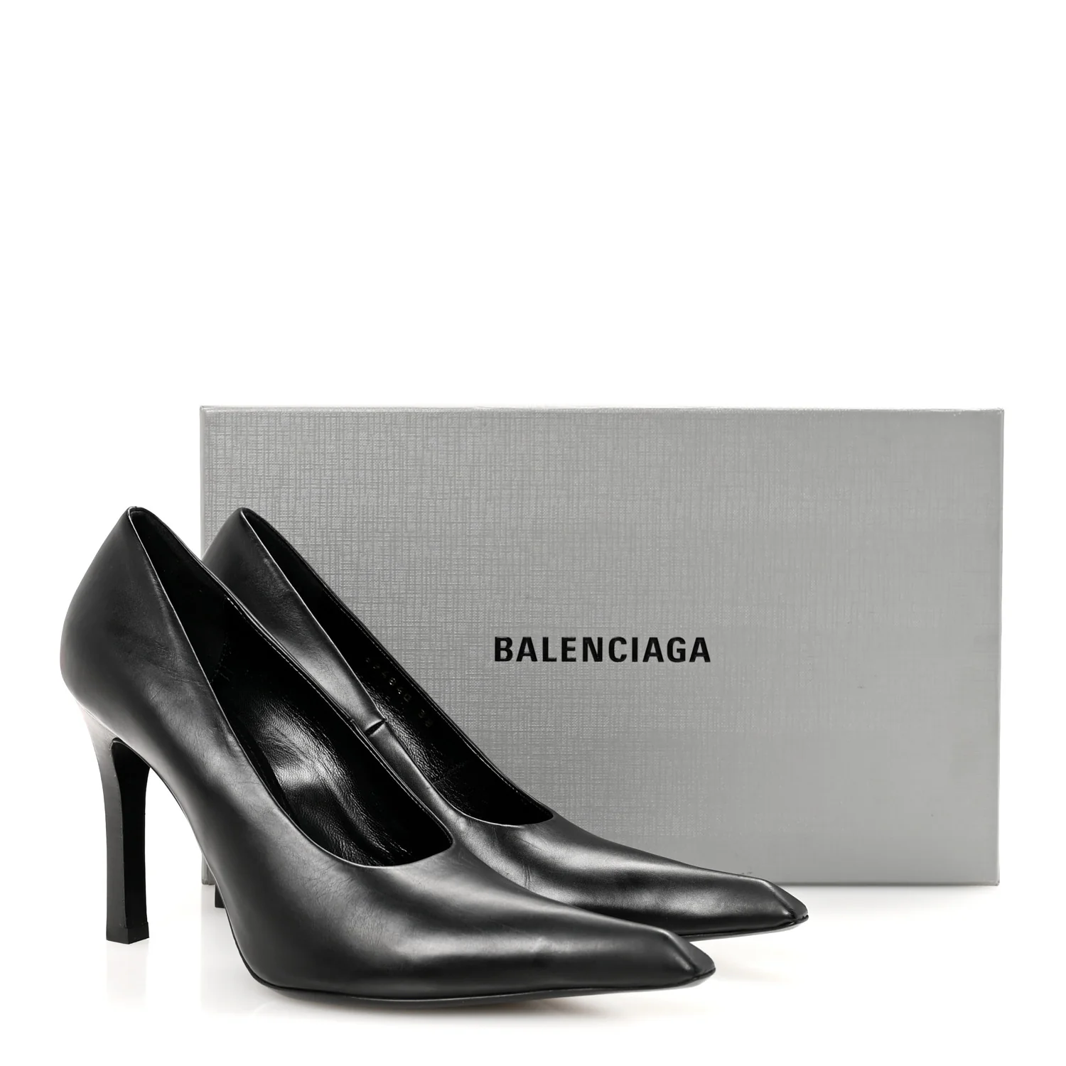 Distressed Calfskin Odeon 100mm Pumps 38 Black