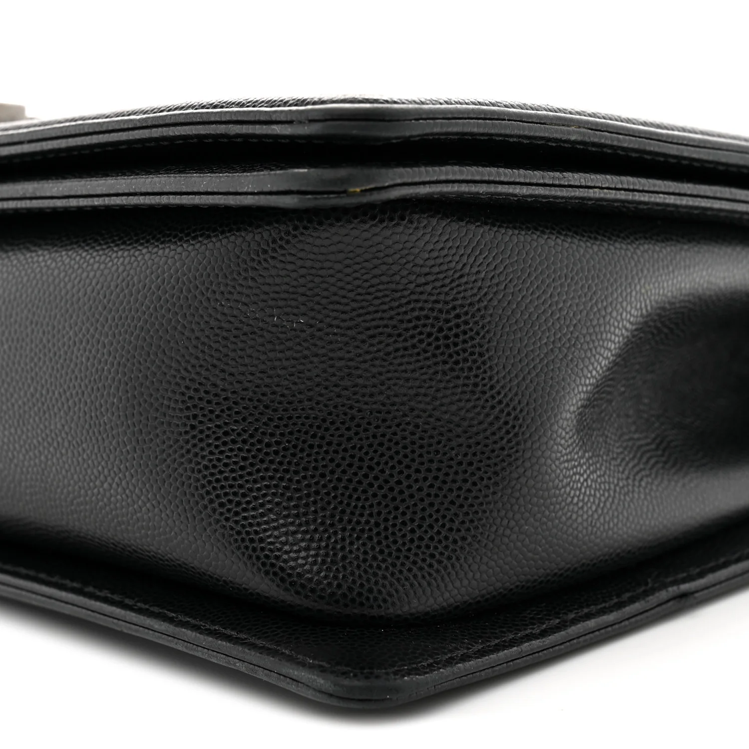 Caviar Quilted New Medium Boy Flap Black