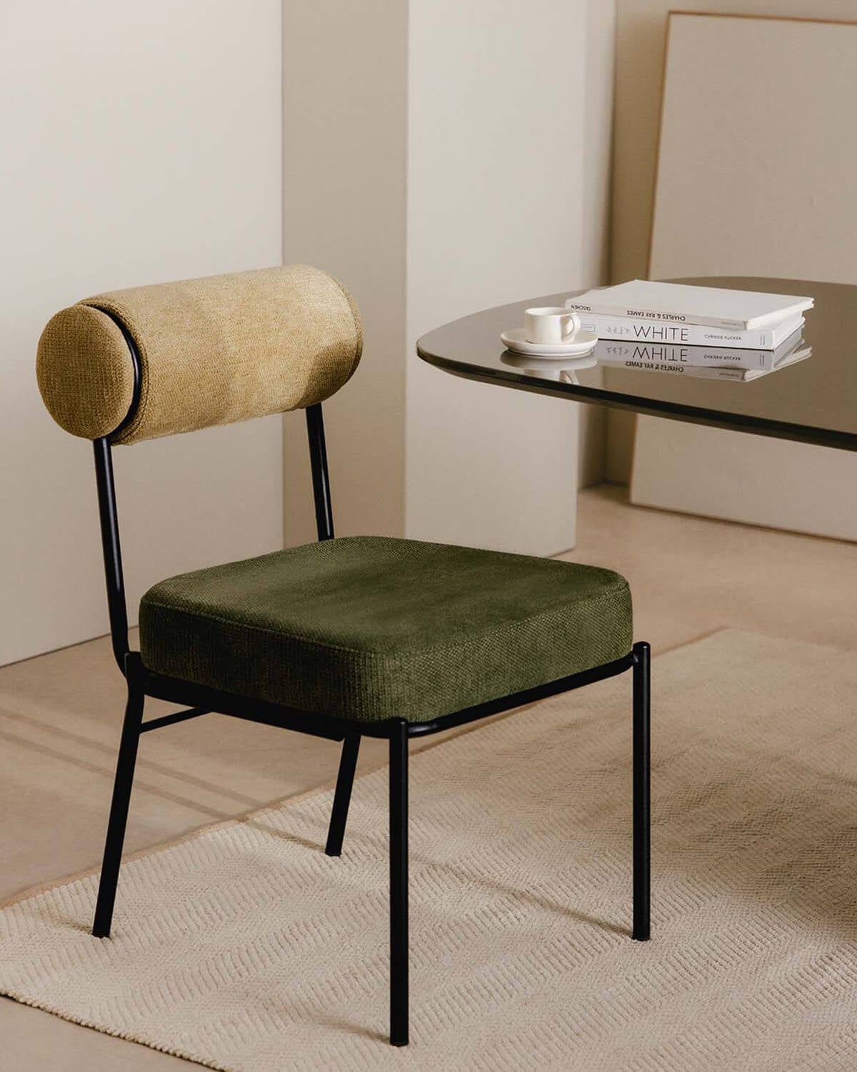 Elin - Silla de Comedor de Tela y Metal Elin