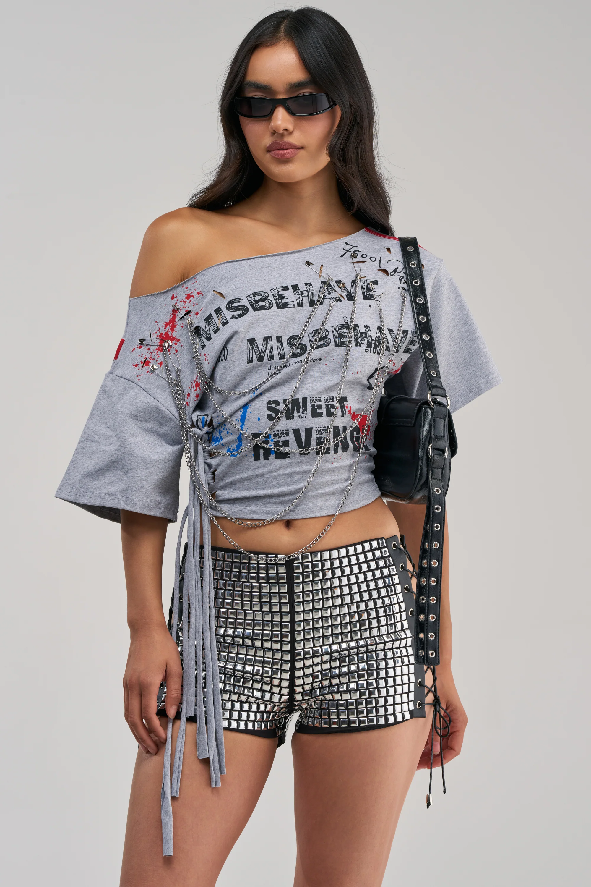 SWEET REVENGE CHAIN DETAIL TEE - Akira Store