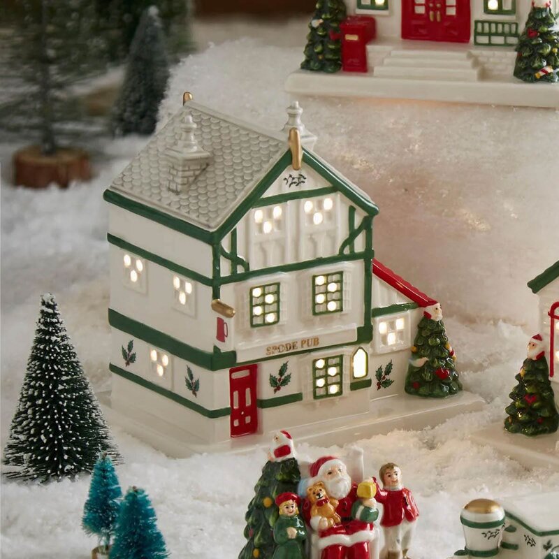 Christmas Tree pub LED lykt 14x13,7x10,3 cm