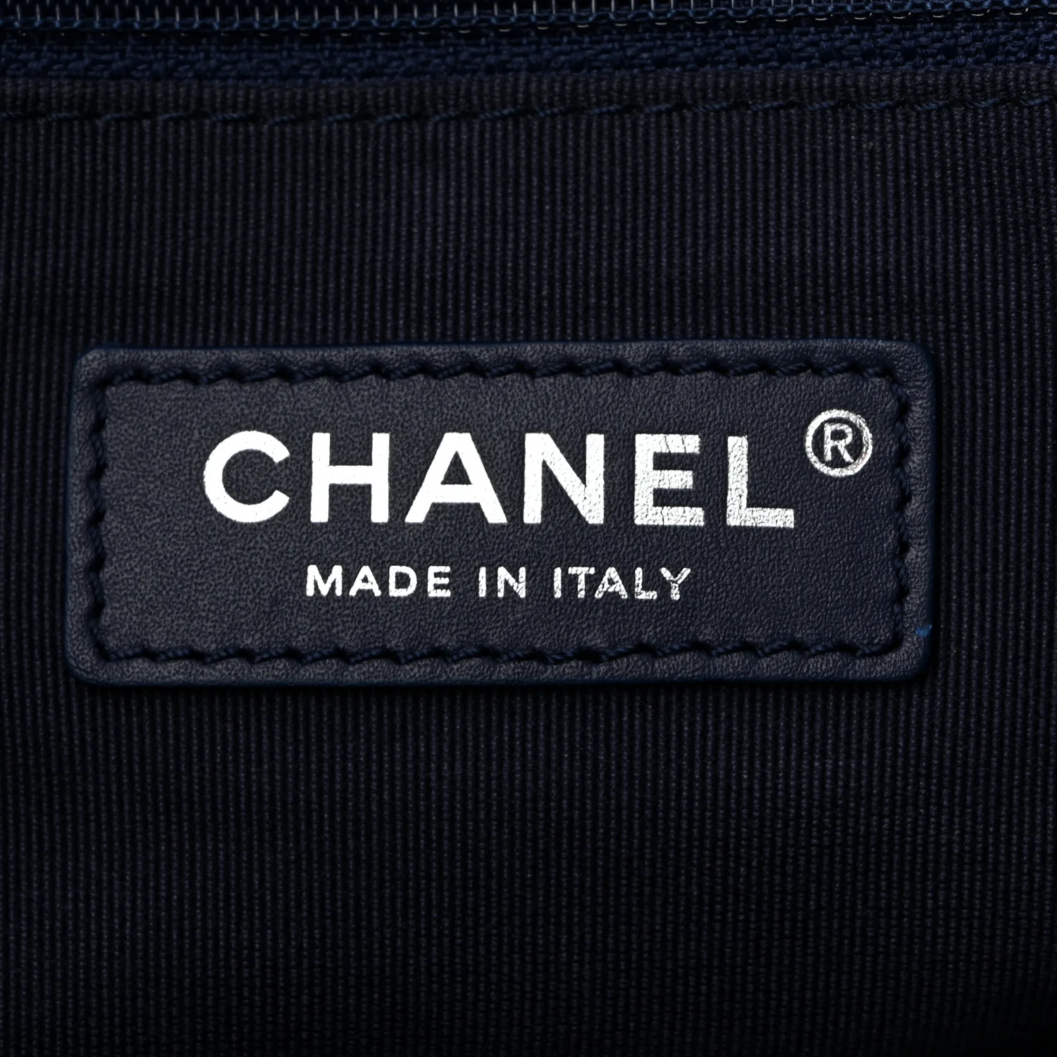 Calfskin Medium Deauville Navy